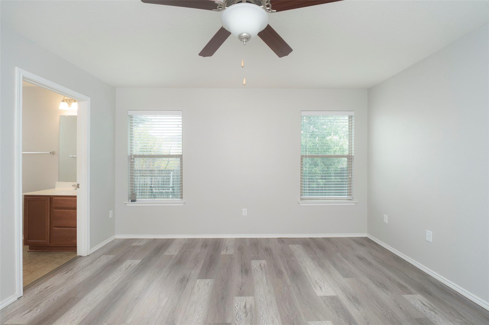 11221 Kirkland Hill Path Property Photo 6