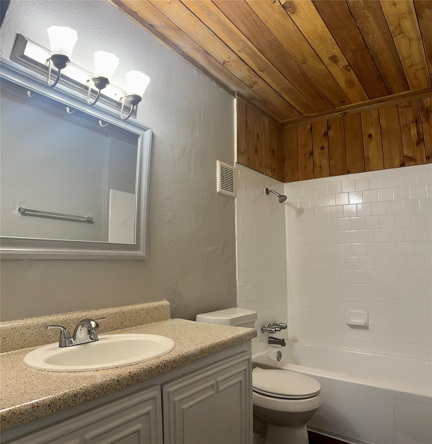 5426 Menchaca Rd #211 Property Photo 4