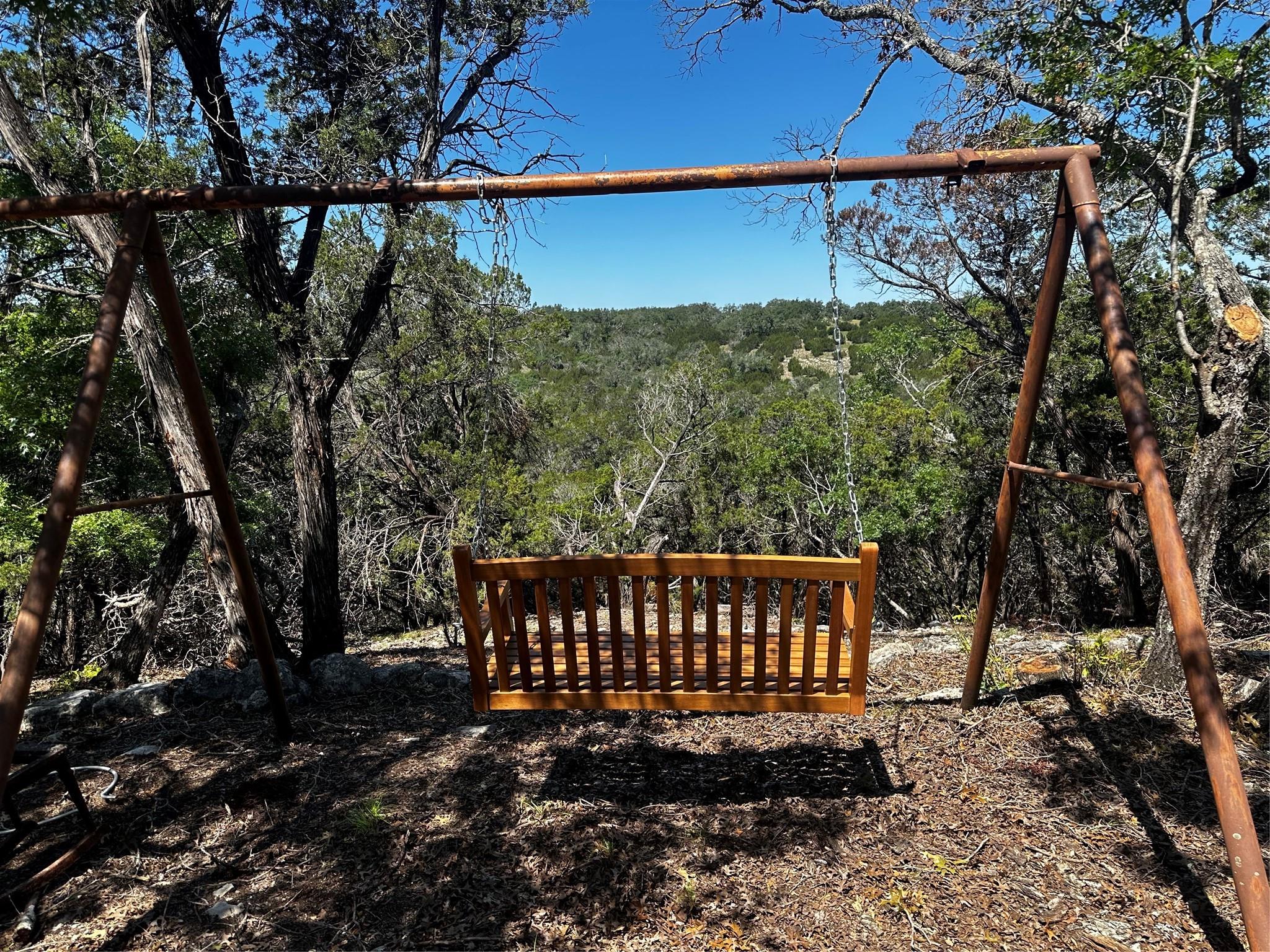 000 Windy Hills Rd Property Photo