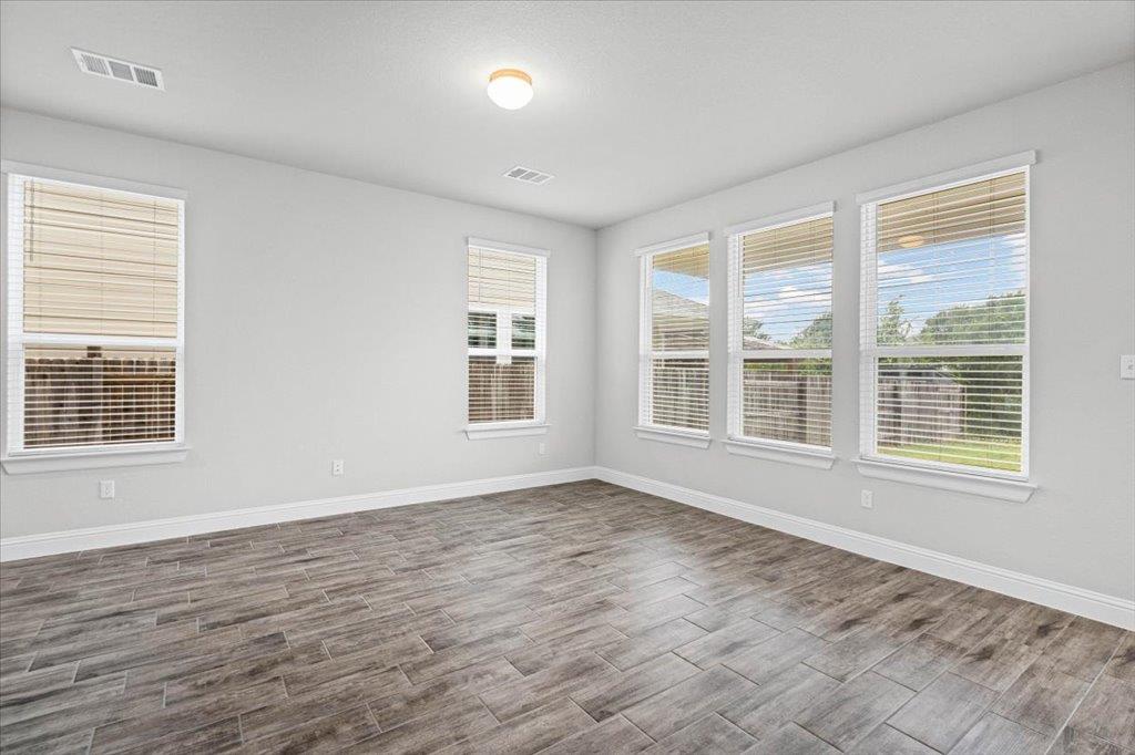 136 Free Stone Dr Property Photo 8