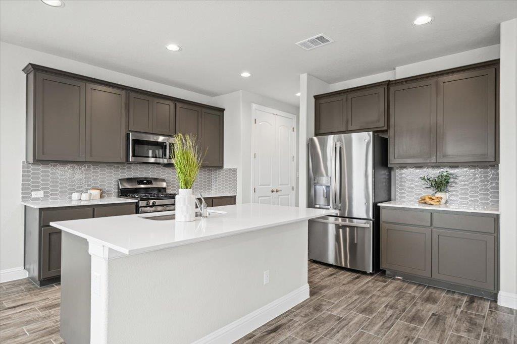 136 Free Stone Dr Property Photo 11