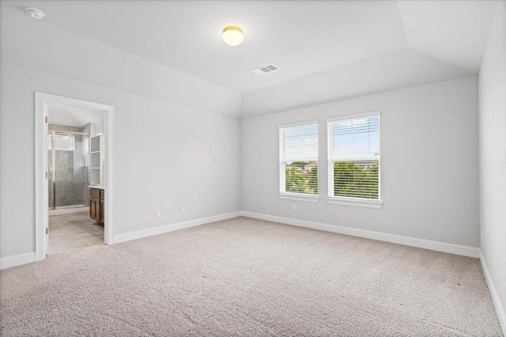 136 Free Stone Dr Property Photo 16