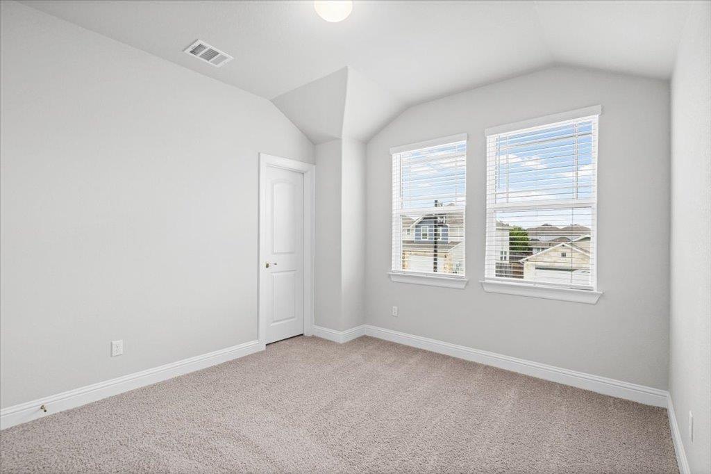 136 Free Stone Dr Property Photo 22