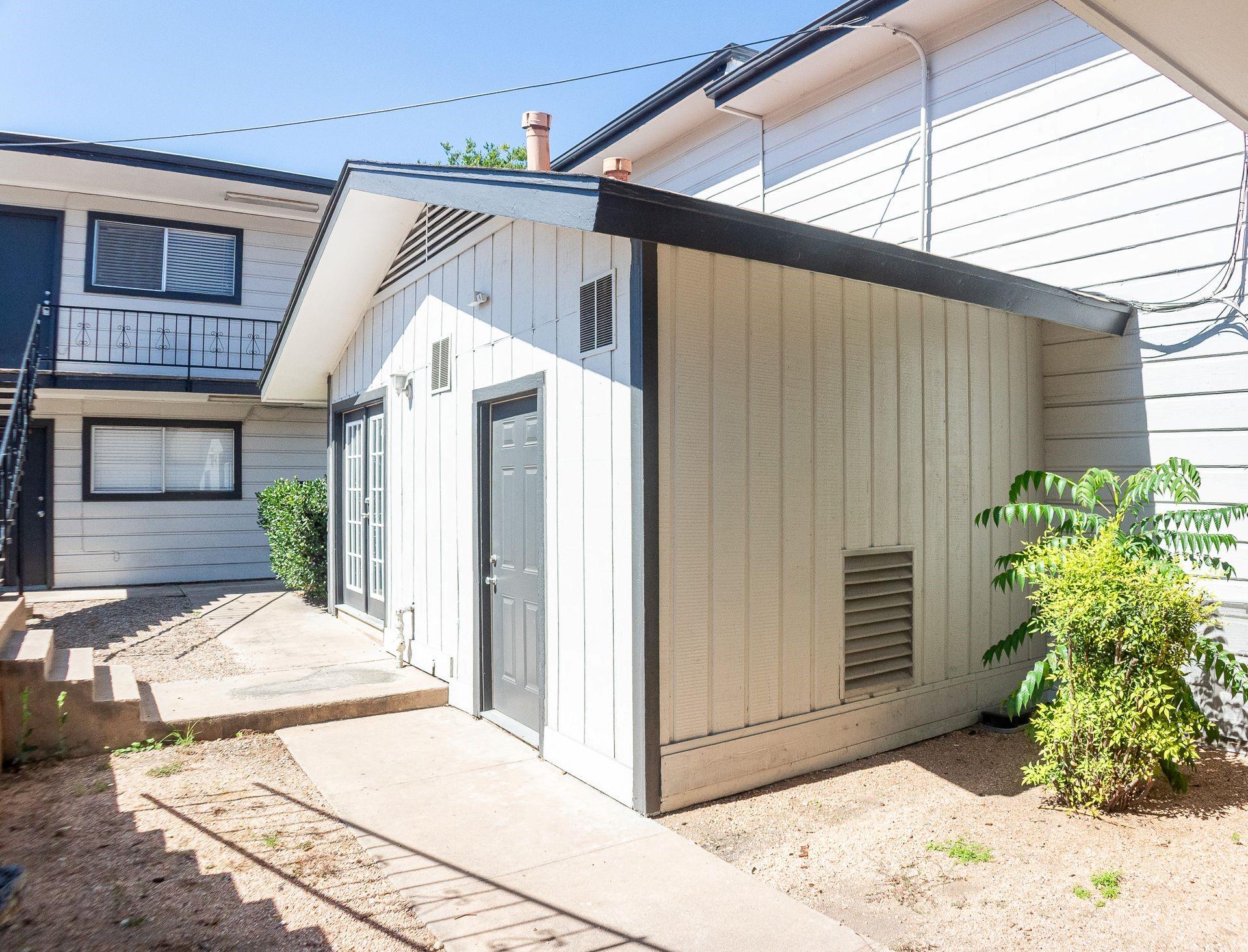 924 E Dean Keeton St #228 Property Photo 4