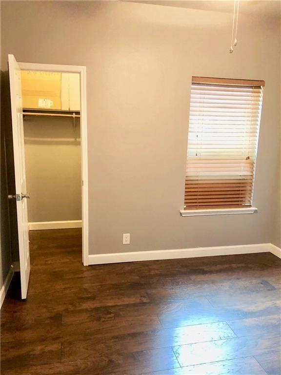 2414 Longview St 303 Property Photo 24