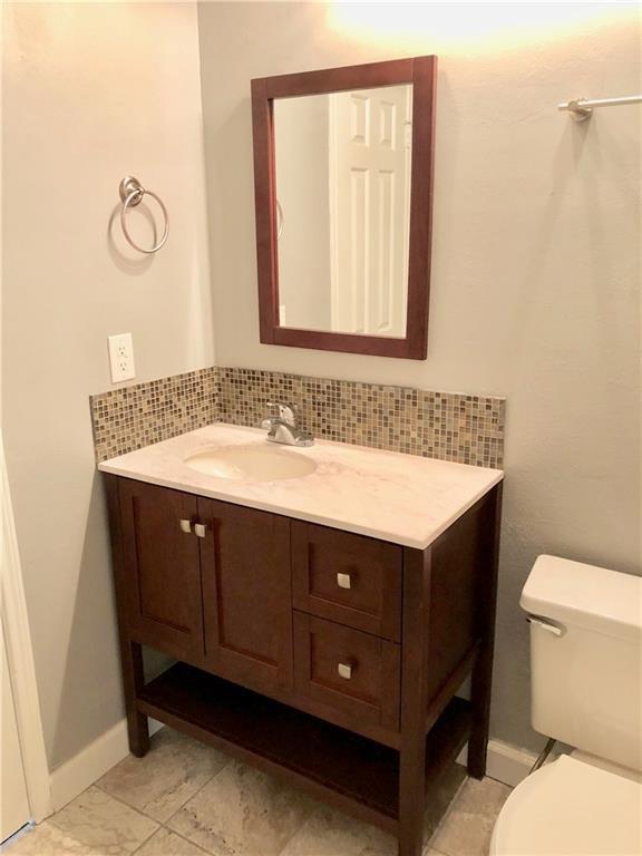 2414 Longview St 303 Property Photo 27