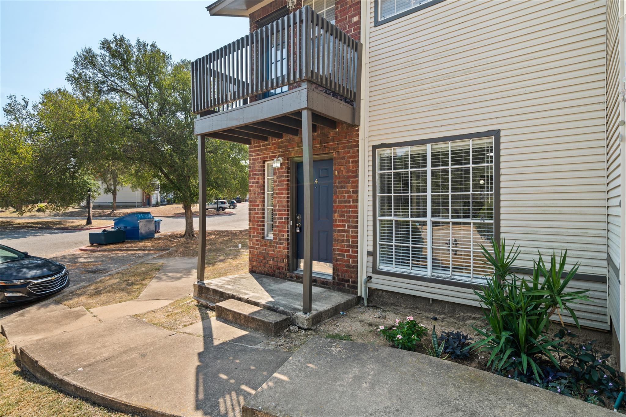 1806 River Crossing Cr Cir #a Property Photo 1