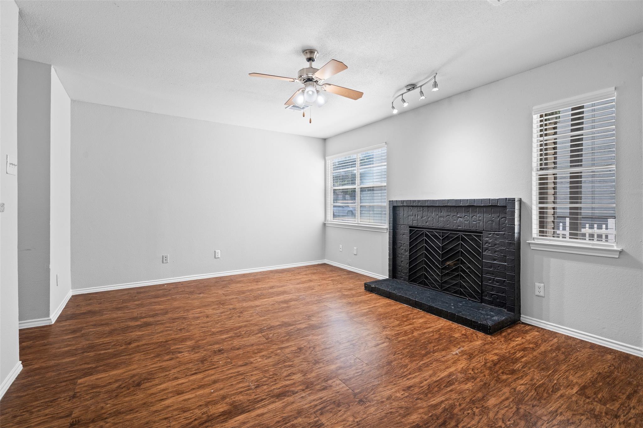 1806 River Crossing Cr Cir #a Property Photo 6