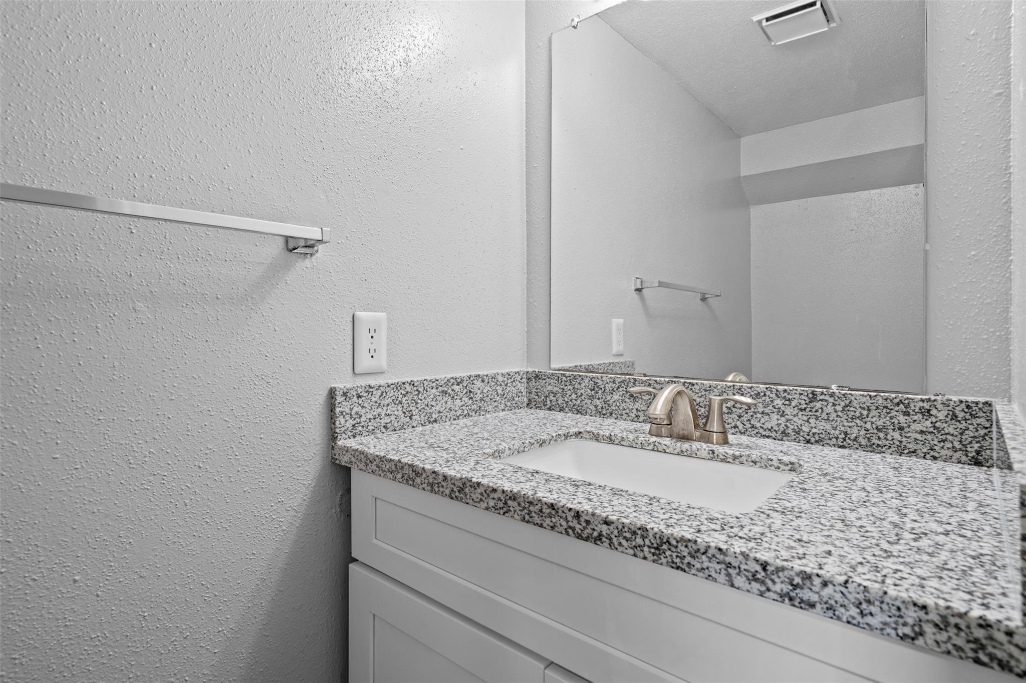 1806 River Crossing Cr Cir #a Property Photo 16
