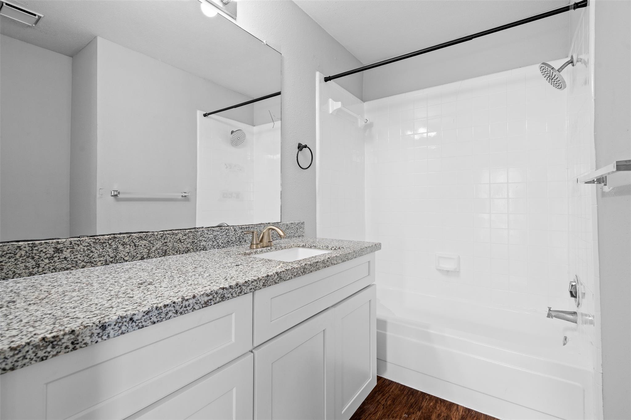1806 River Crossing Cr Cir #a Property Photo 21