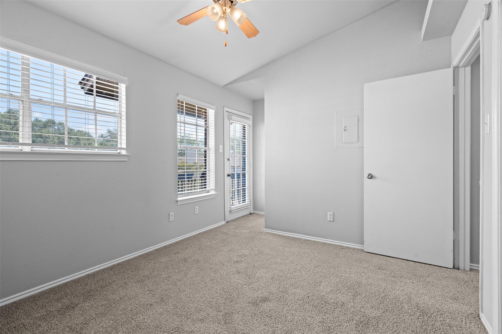 1806 River Crossing Cr Cir #a Property Photo 25