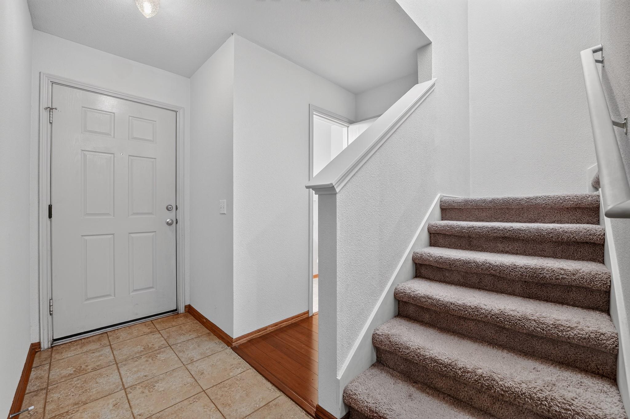 2412 Kale Dr Property Photo 6