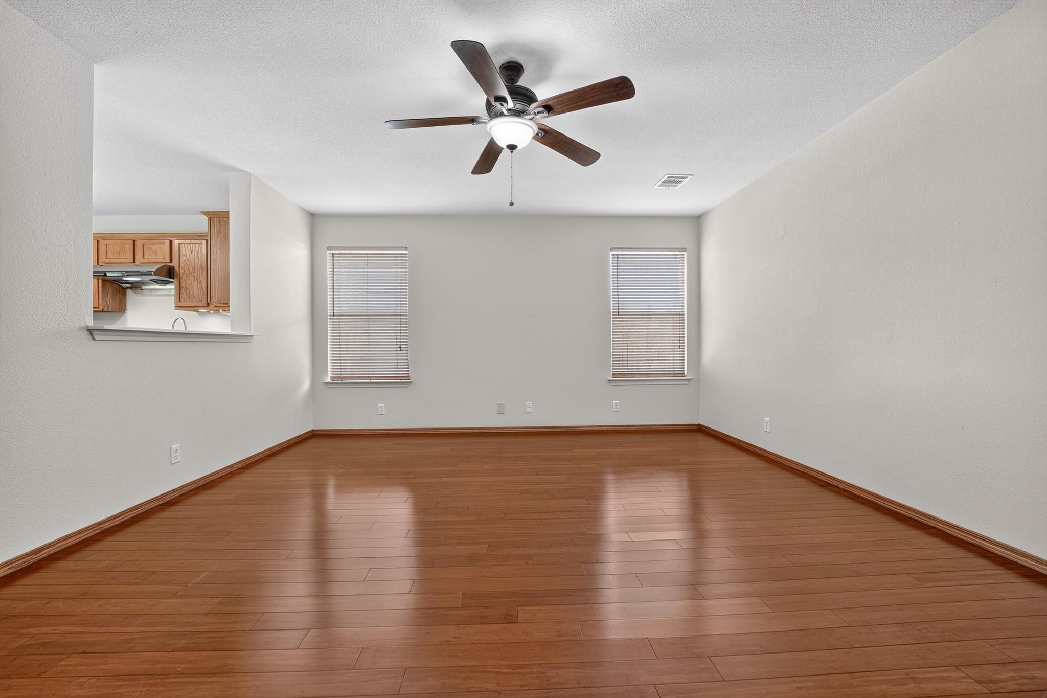 2412 Kale Dr Property Photo 9