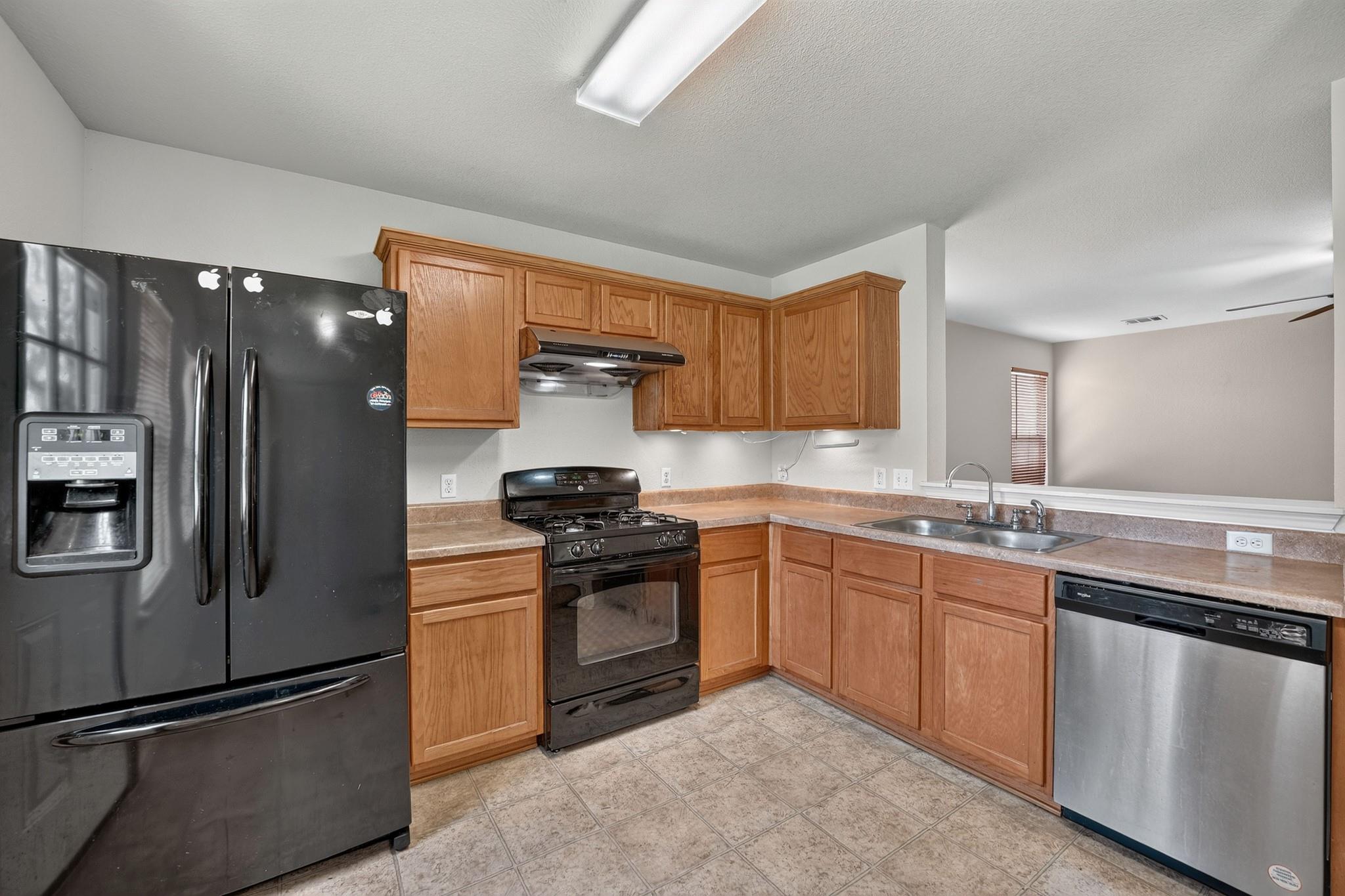 2412 Kale Dr Property Photo 12