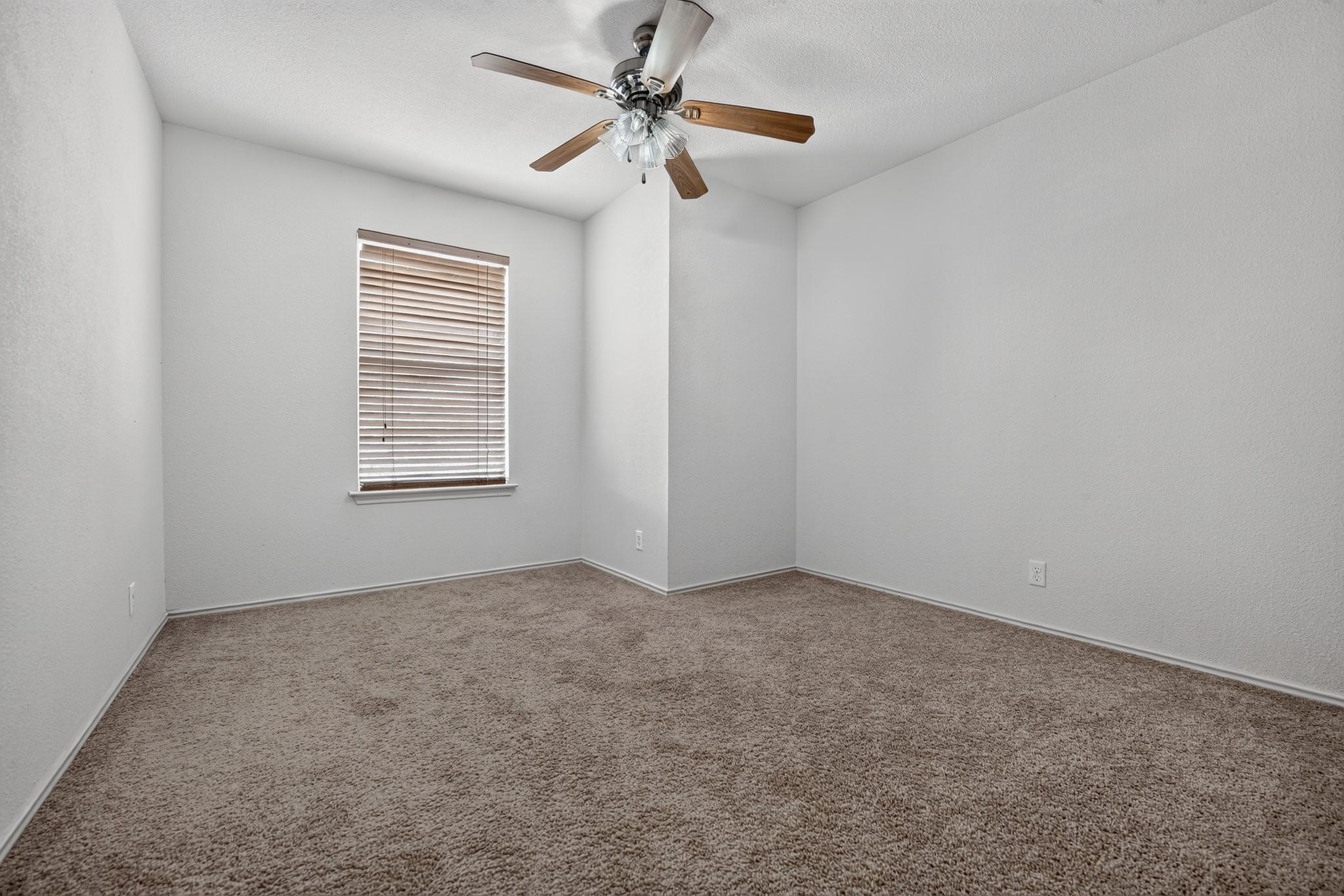2412 Kale Dr Property Photo 22