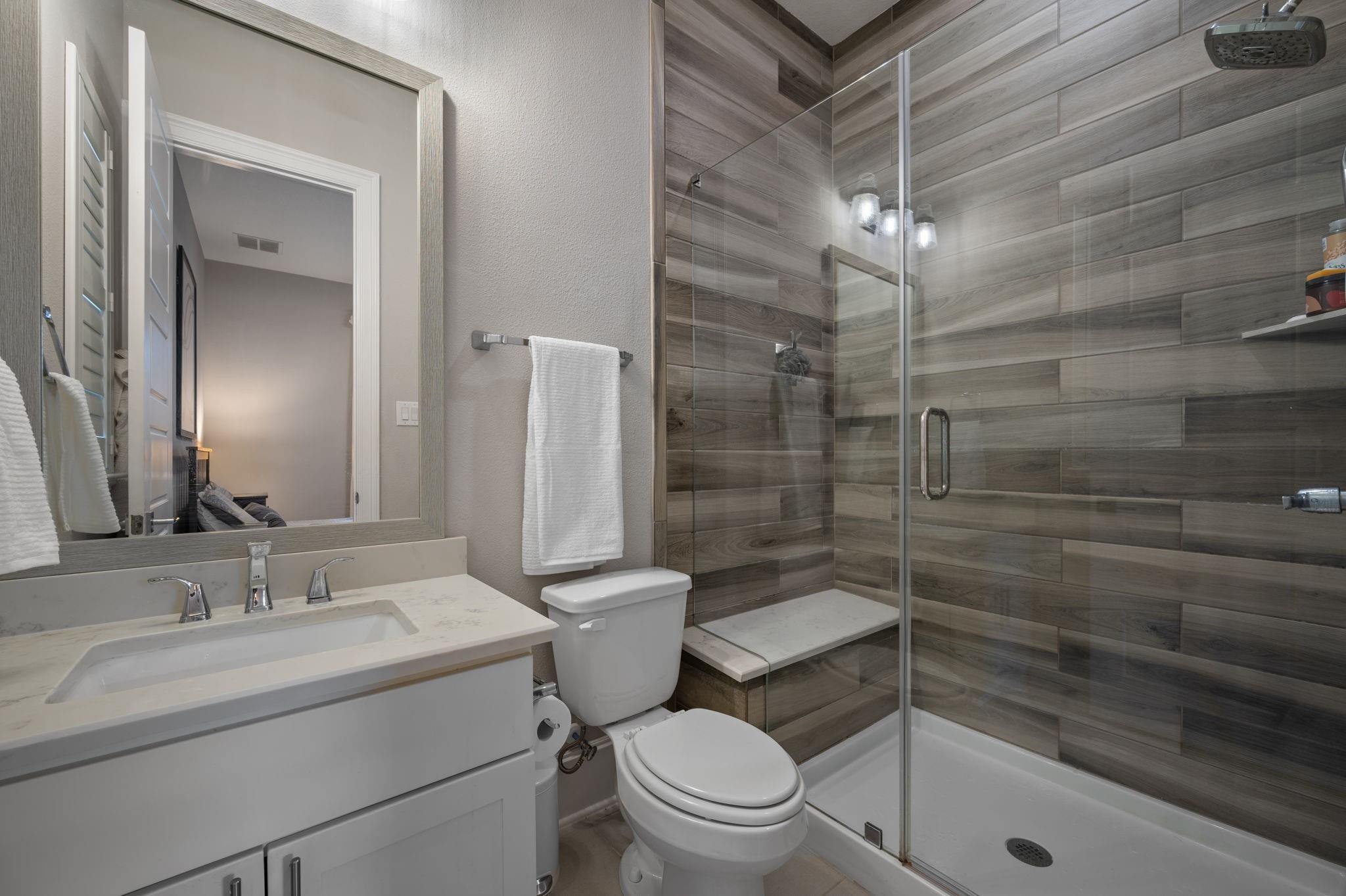 329 Bisset Ct Property Photo 22