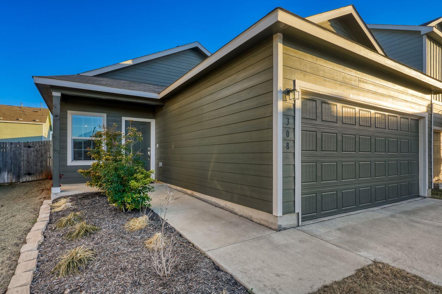 308 Geode Gln Property Photo 2