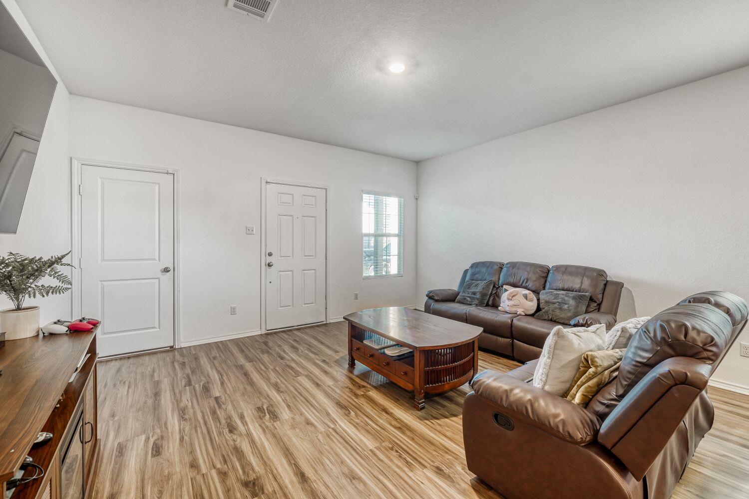 308 Geode Gln Property Photo 8
