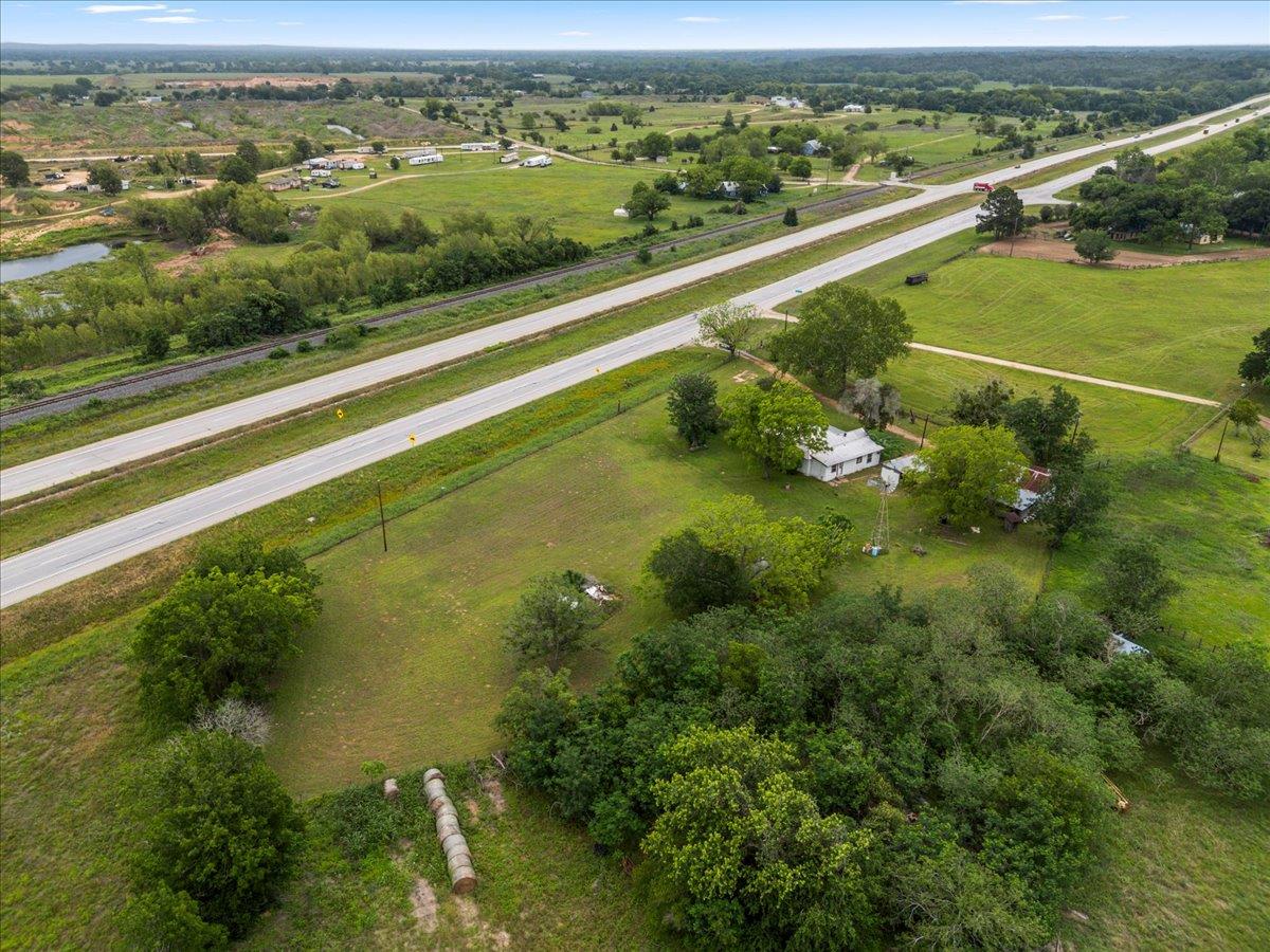 5612 Hwy 71 None E Property Photo 2