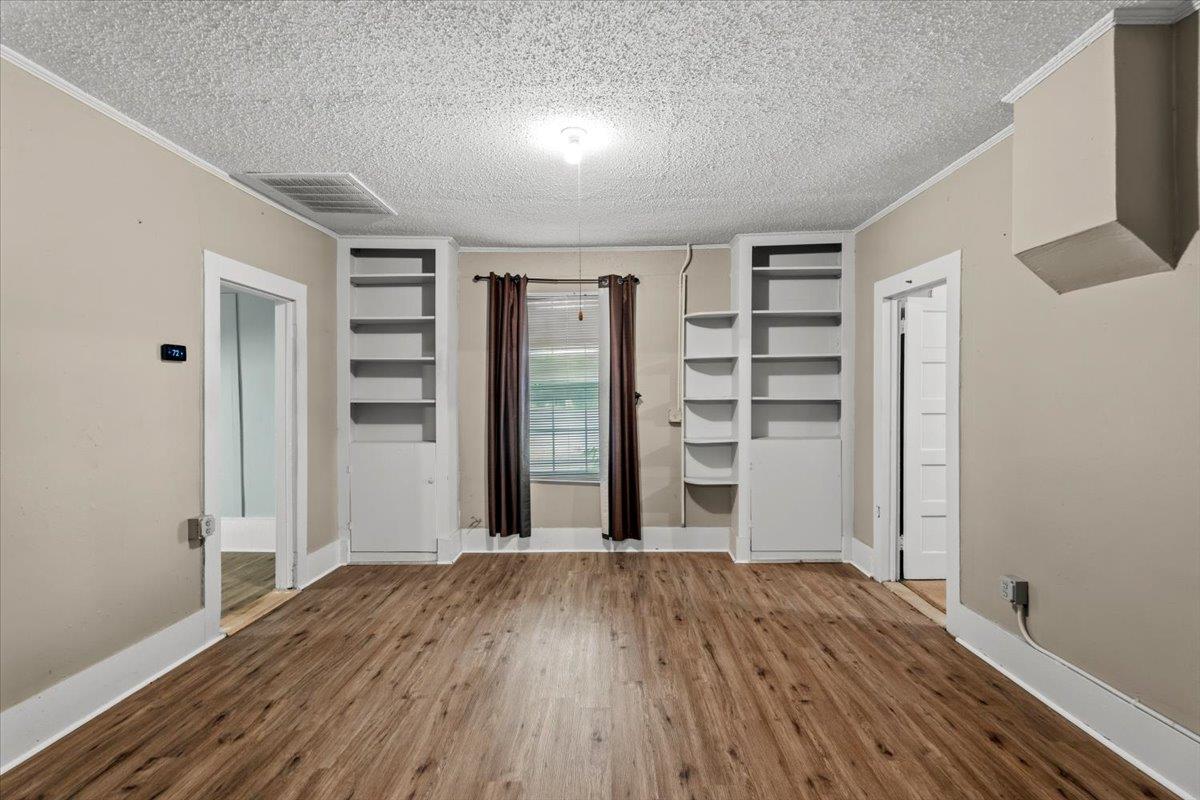 5612 Hwy 71 None E Property Photo 5