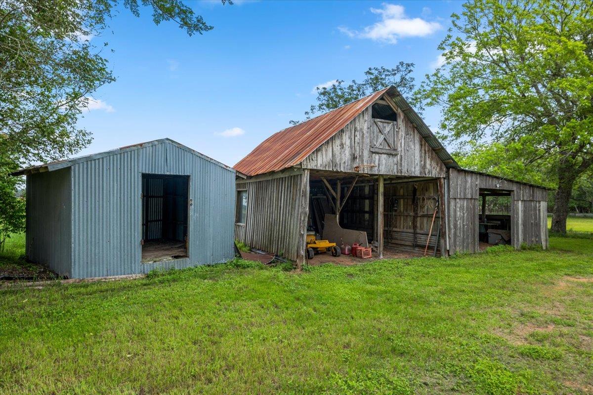 5612 Hwy 71 None E Property Photo 21