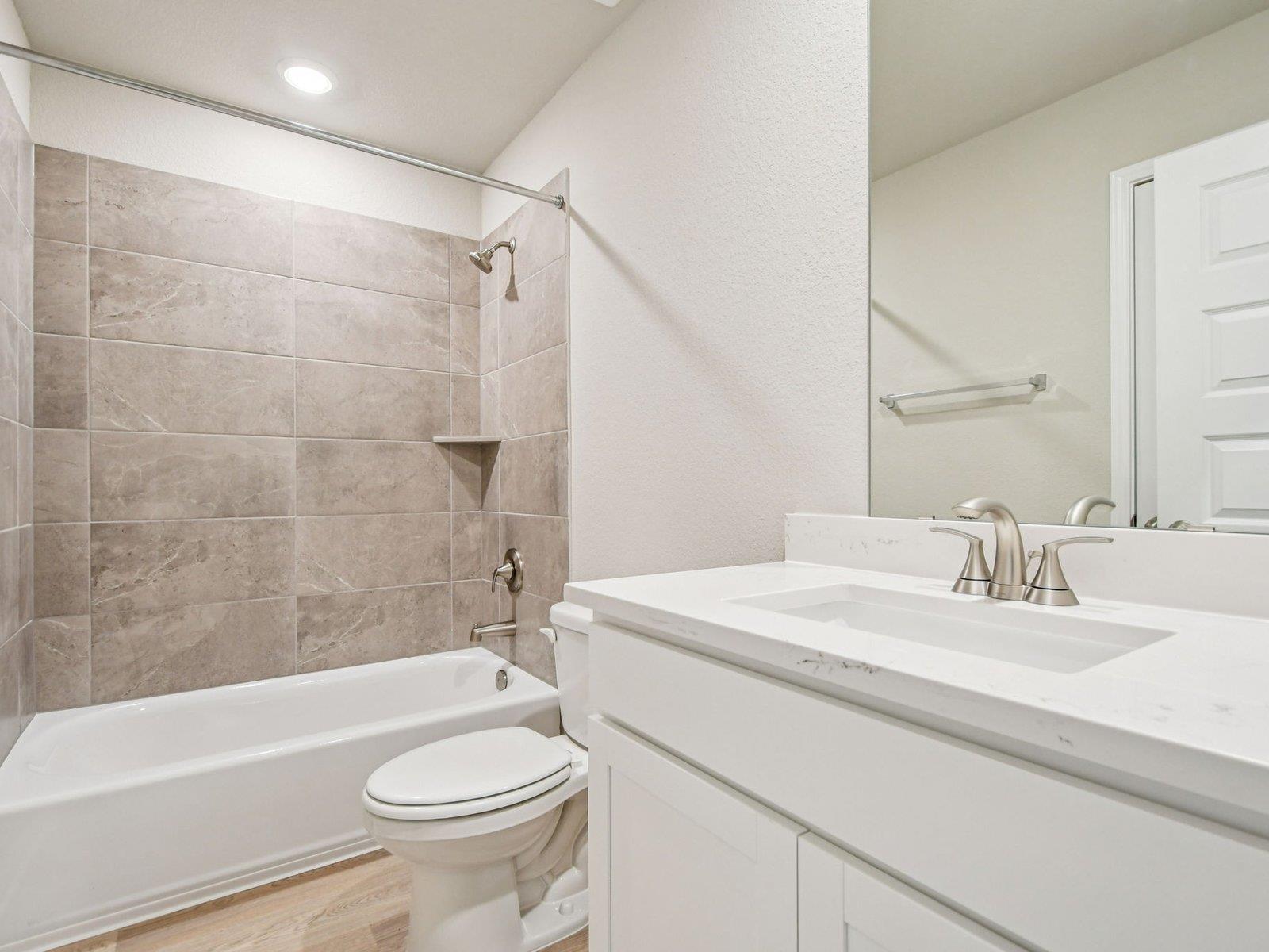 150 Coopers Hawk Crst Property Photo 12