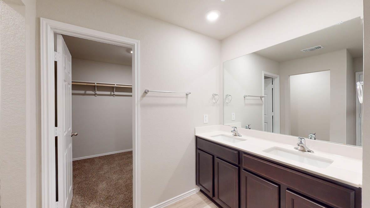 7105 Reginald Dr Property Photo 17