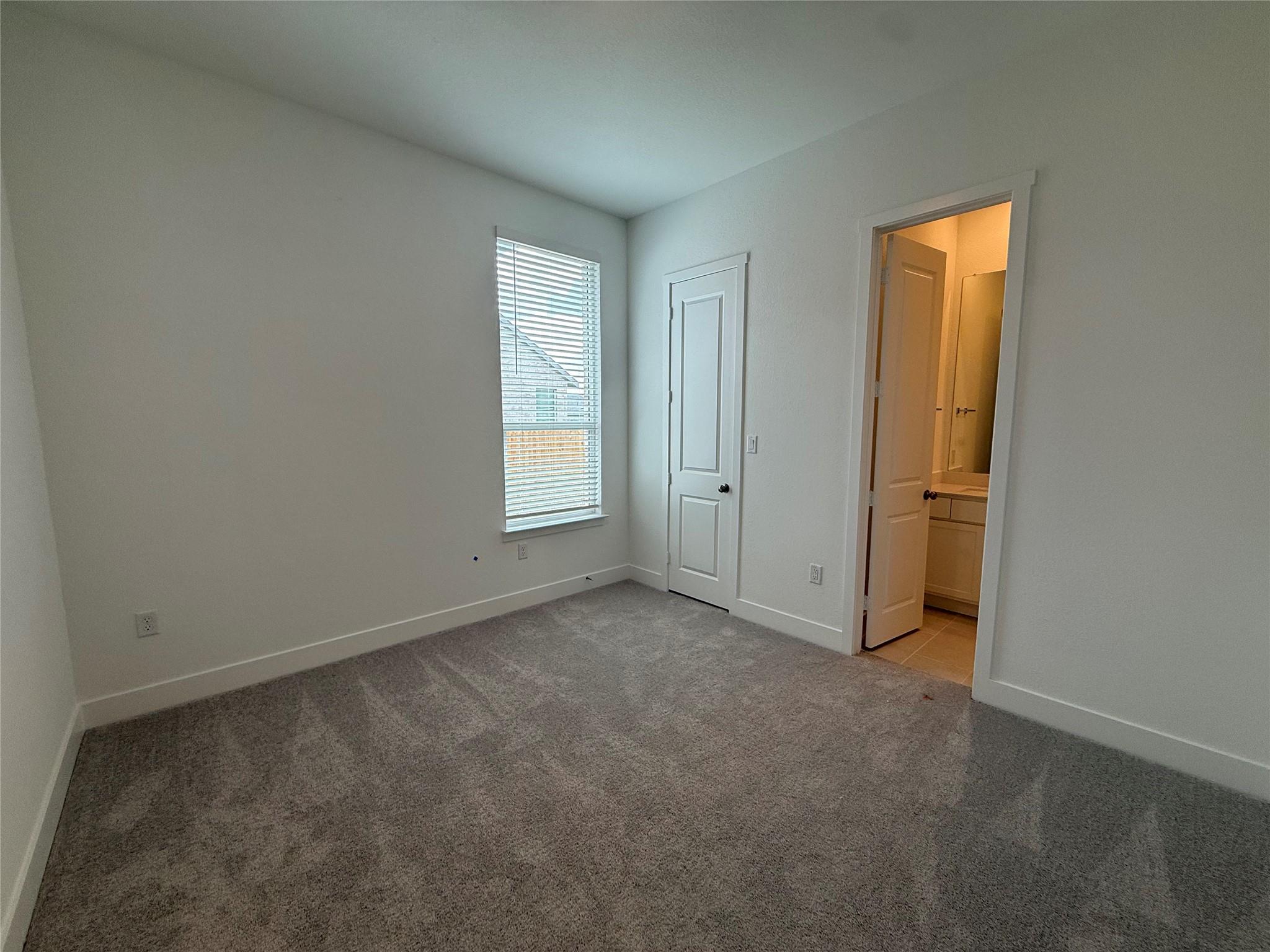 507 Corniche Cir Property Photo 6