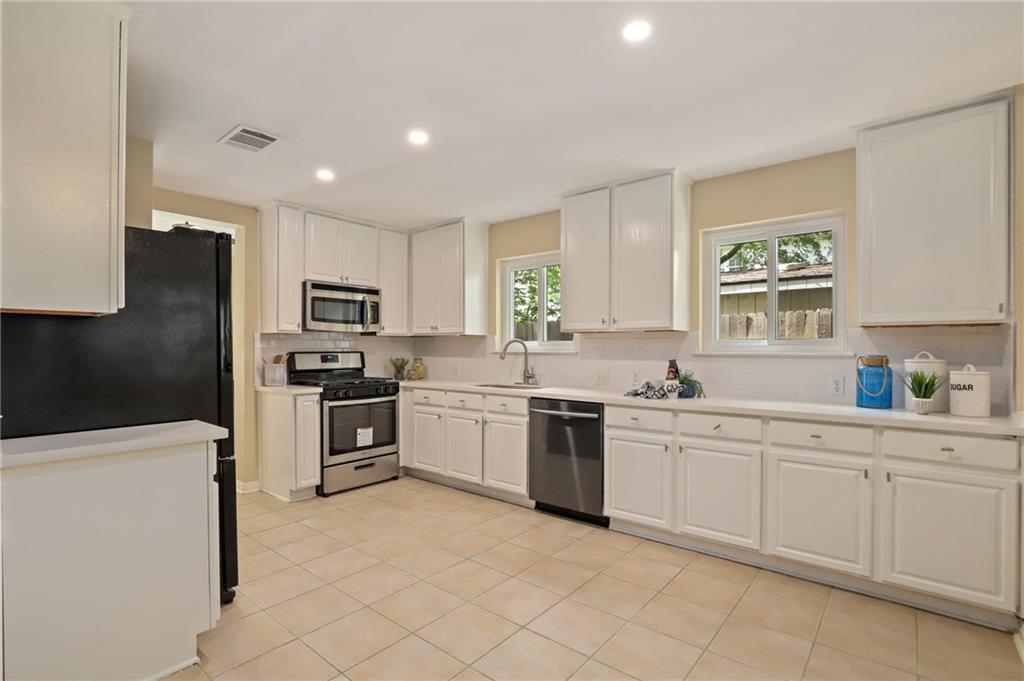 1806 Paradise Ridge Dr Property Photo 5