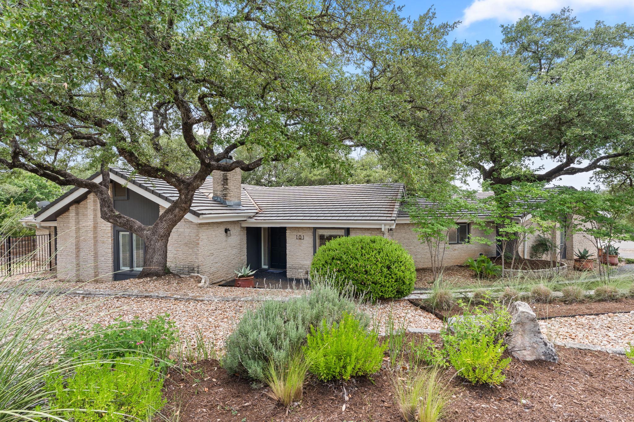 101 Explorer Cv Property Photo 6