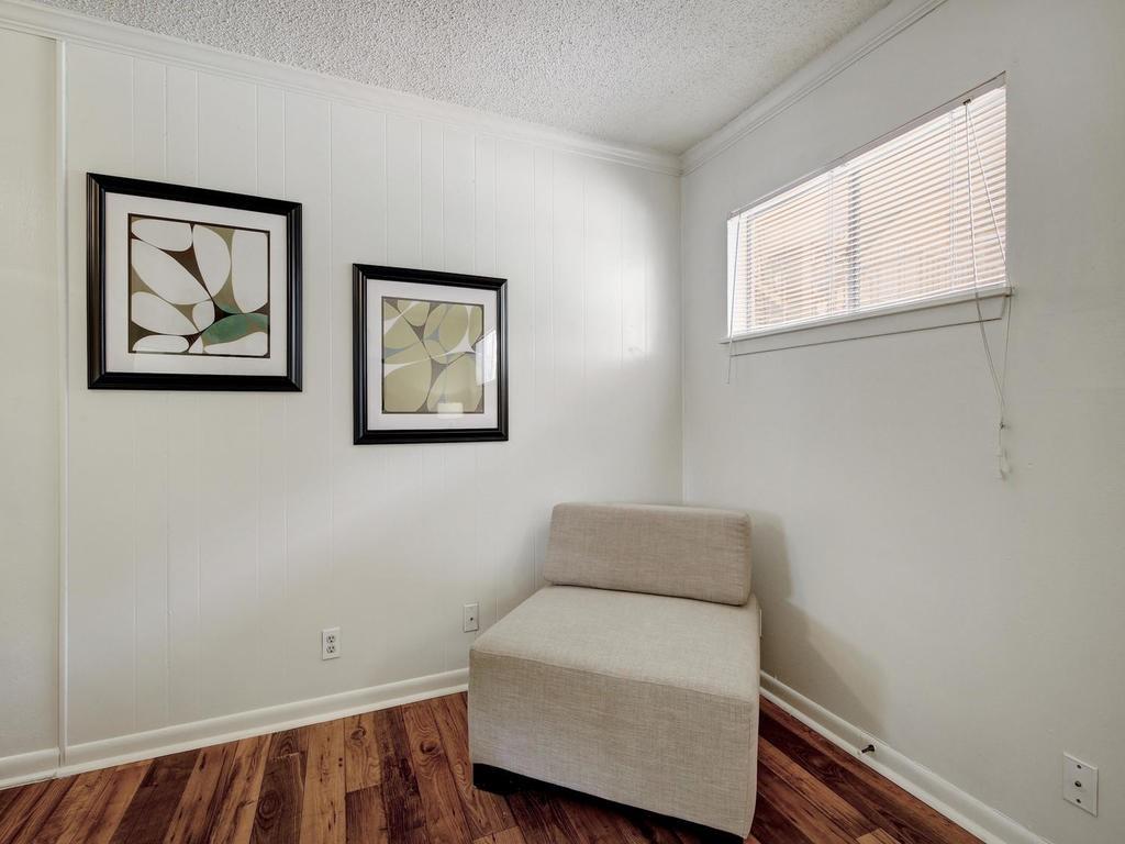 4539 Guadalupe St #2b Property Photo 10