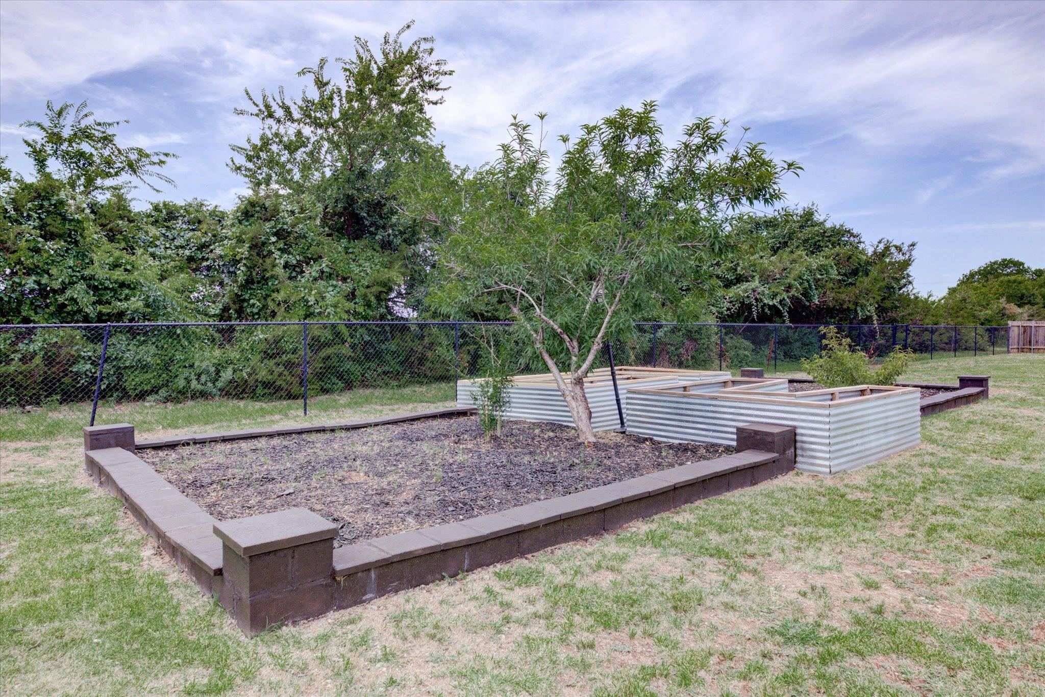 109 S Santa Fe Trl Property Photo 30