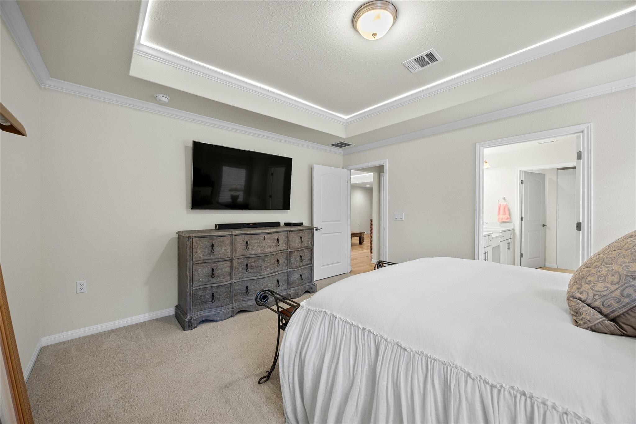 324 Brenham Pass Property Photo 15