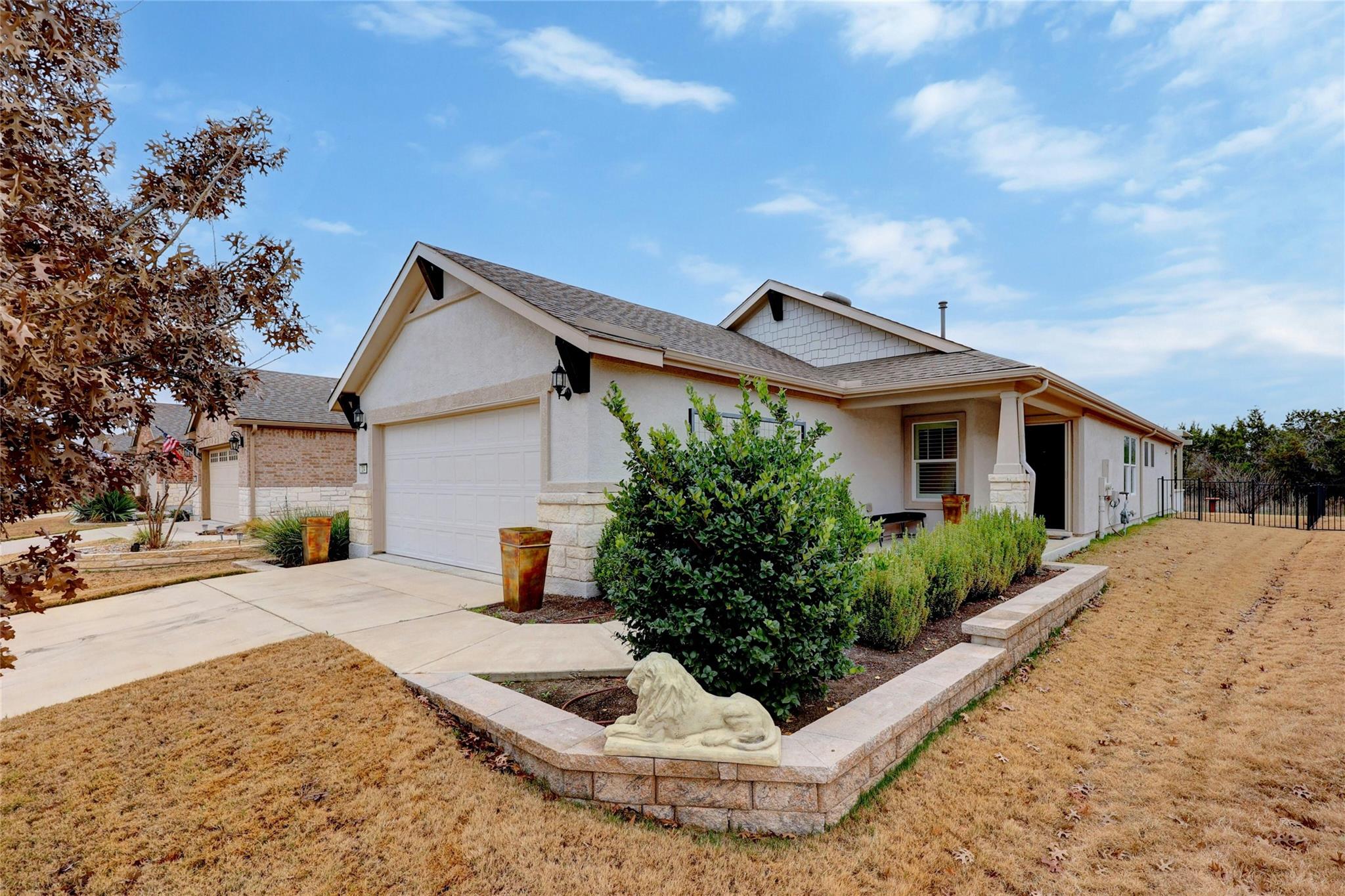 324 Brenham Pass Property Photo 23