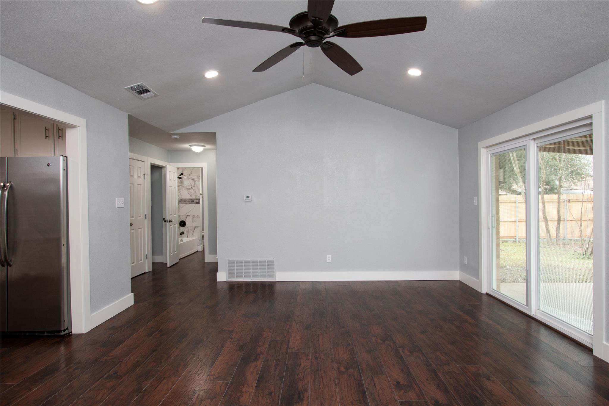 1005 George St Property Photo 6