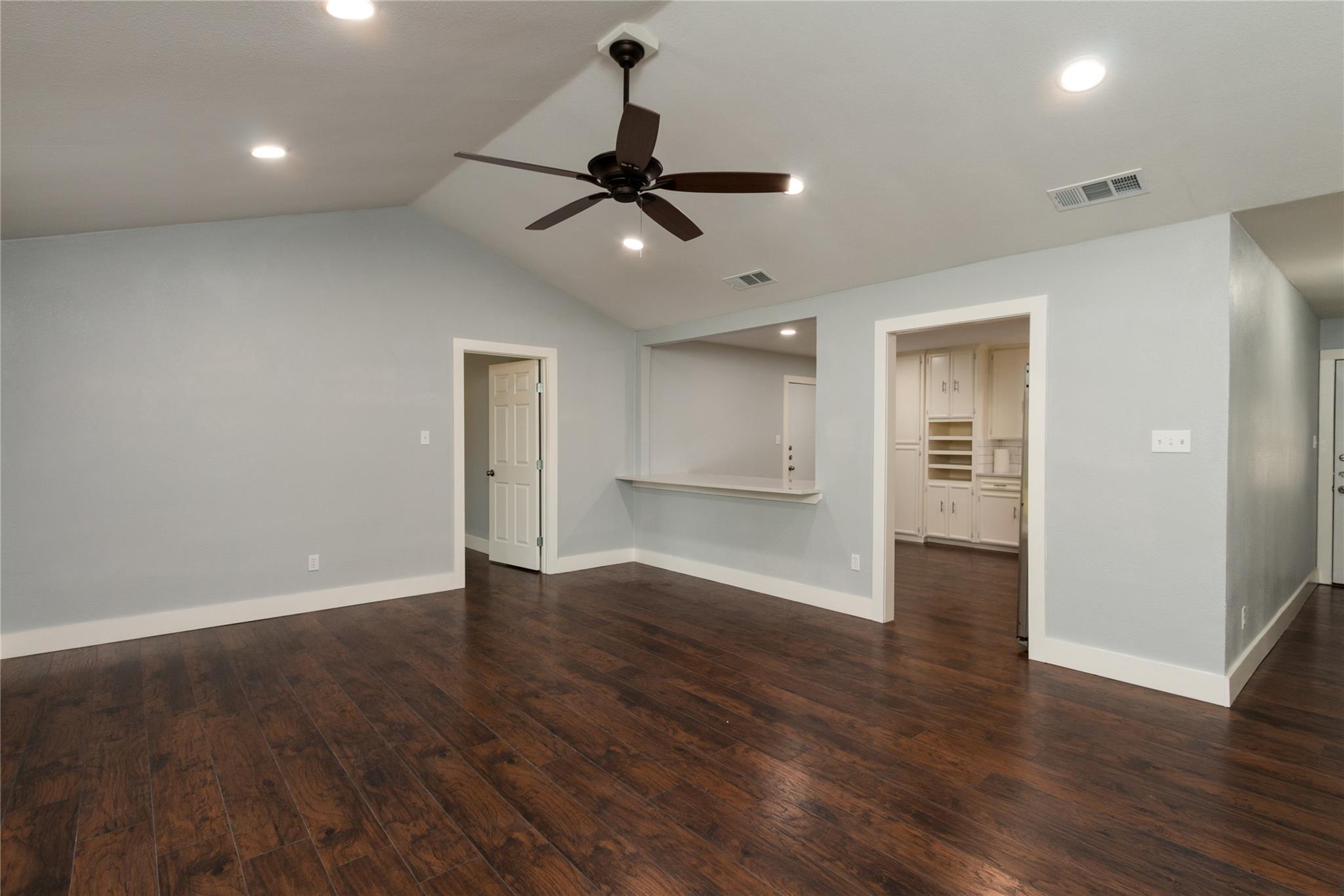 1005 George St Property Photo 8