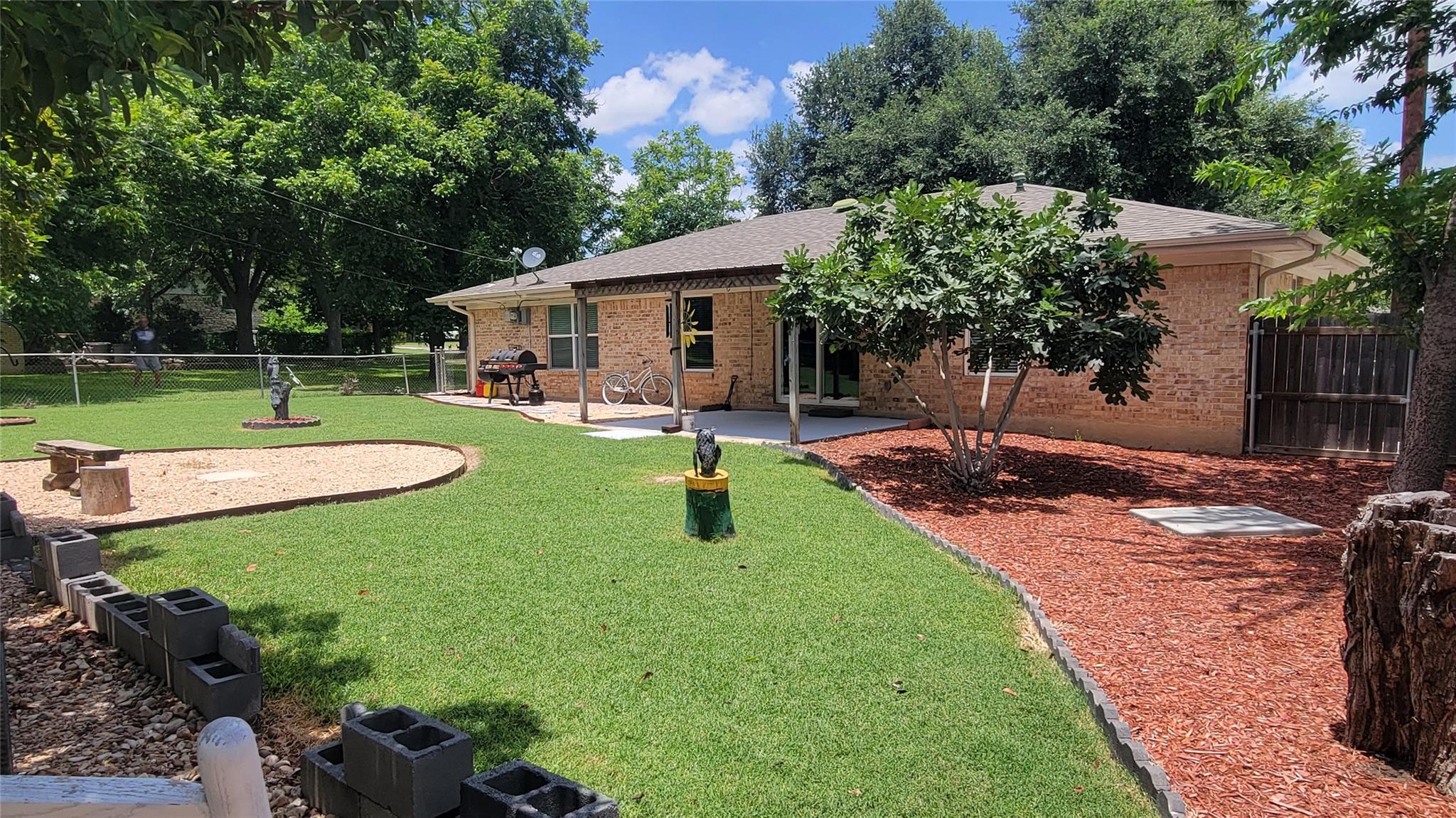 1005 George St Property Photo 28