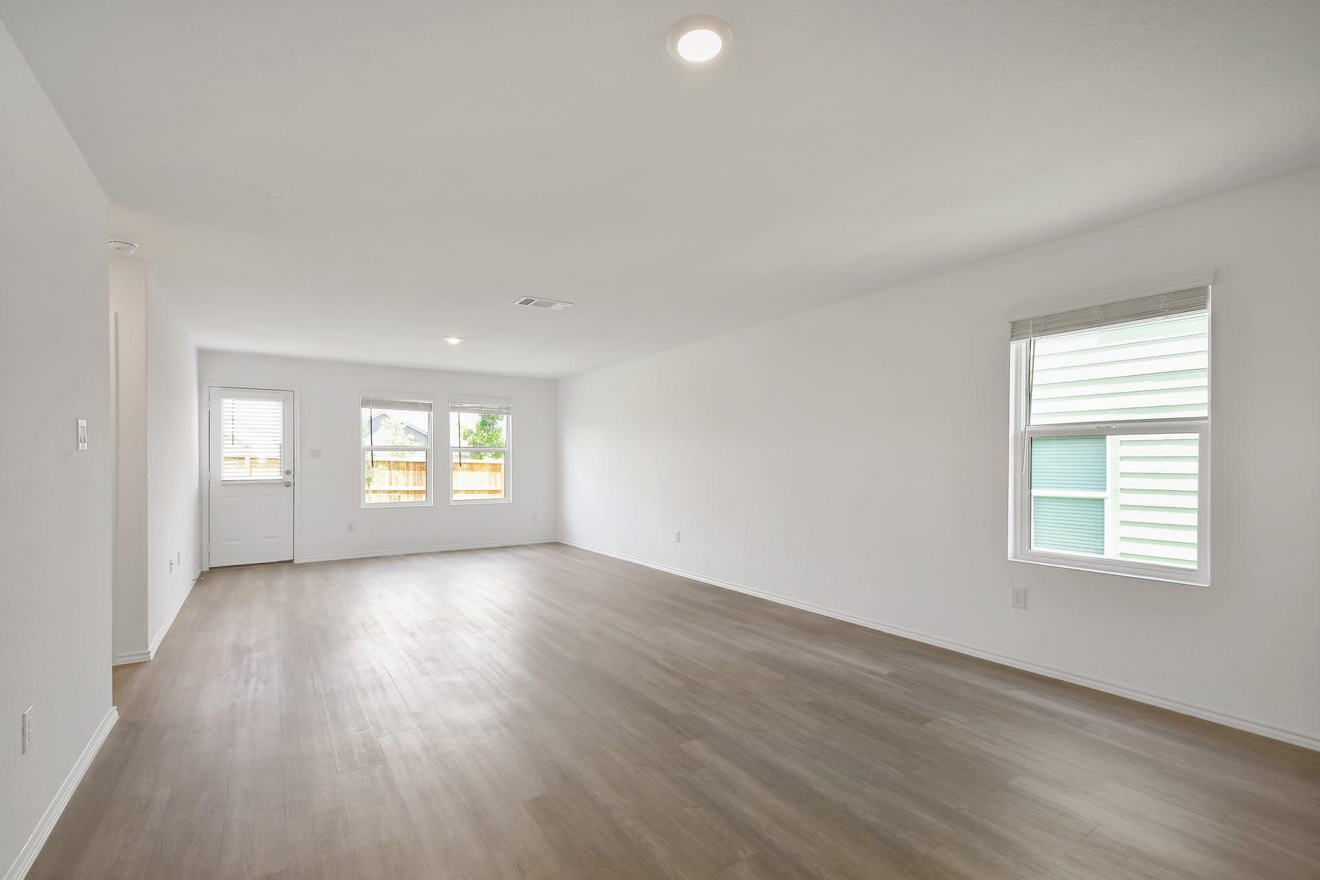 6515 Arid Way Property Photo 9