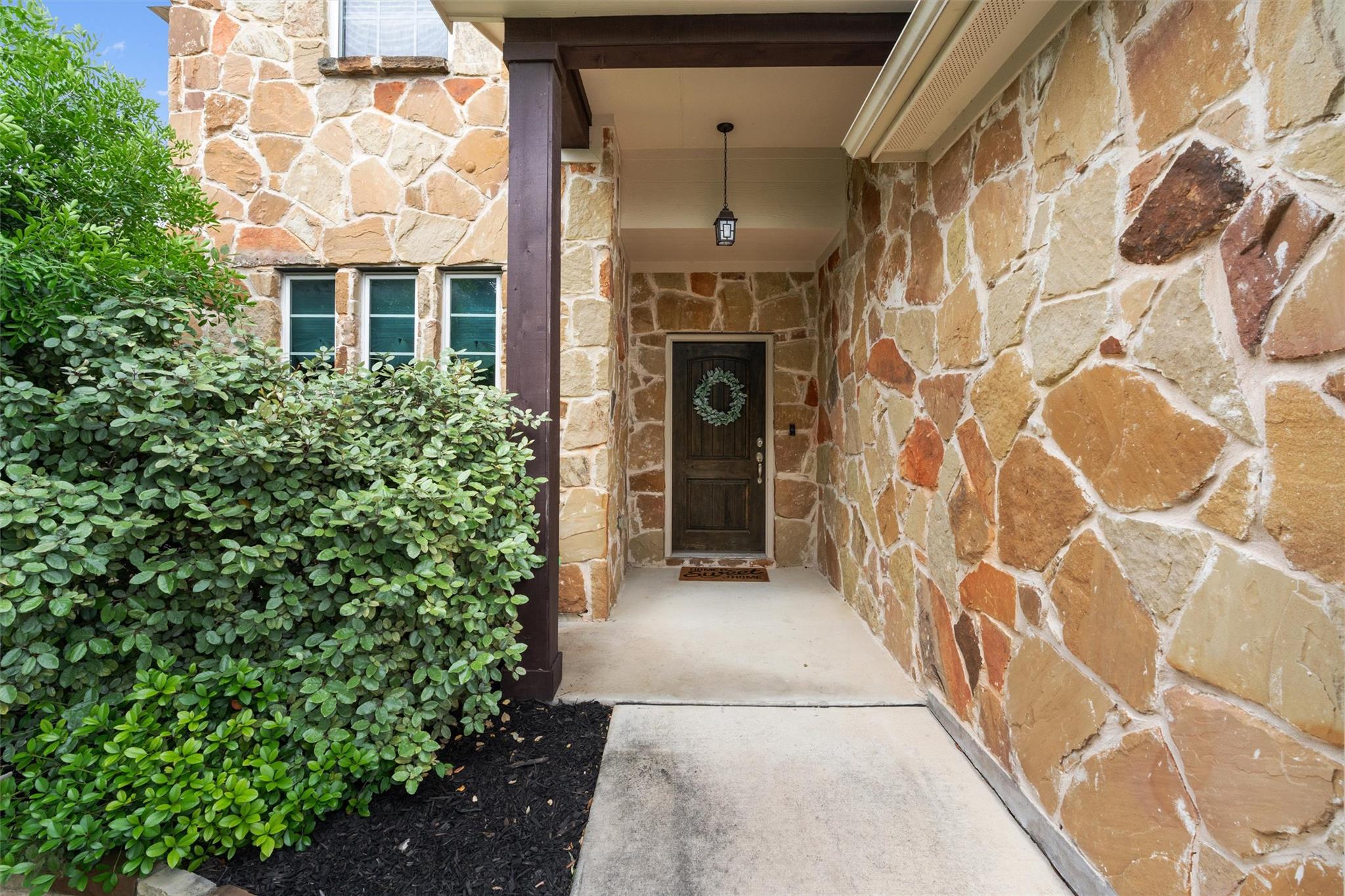 8058 Arezzo Dr Property Photo 2