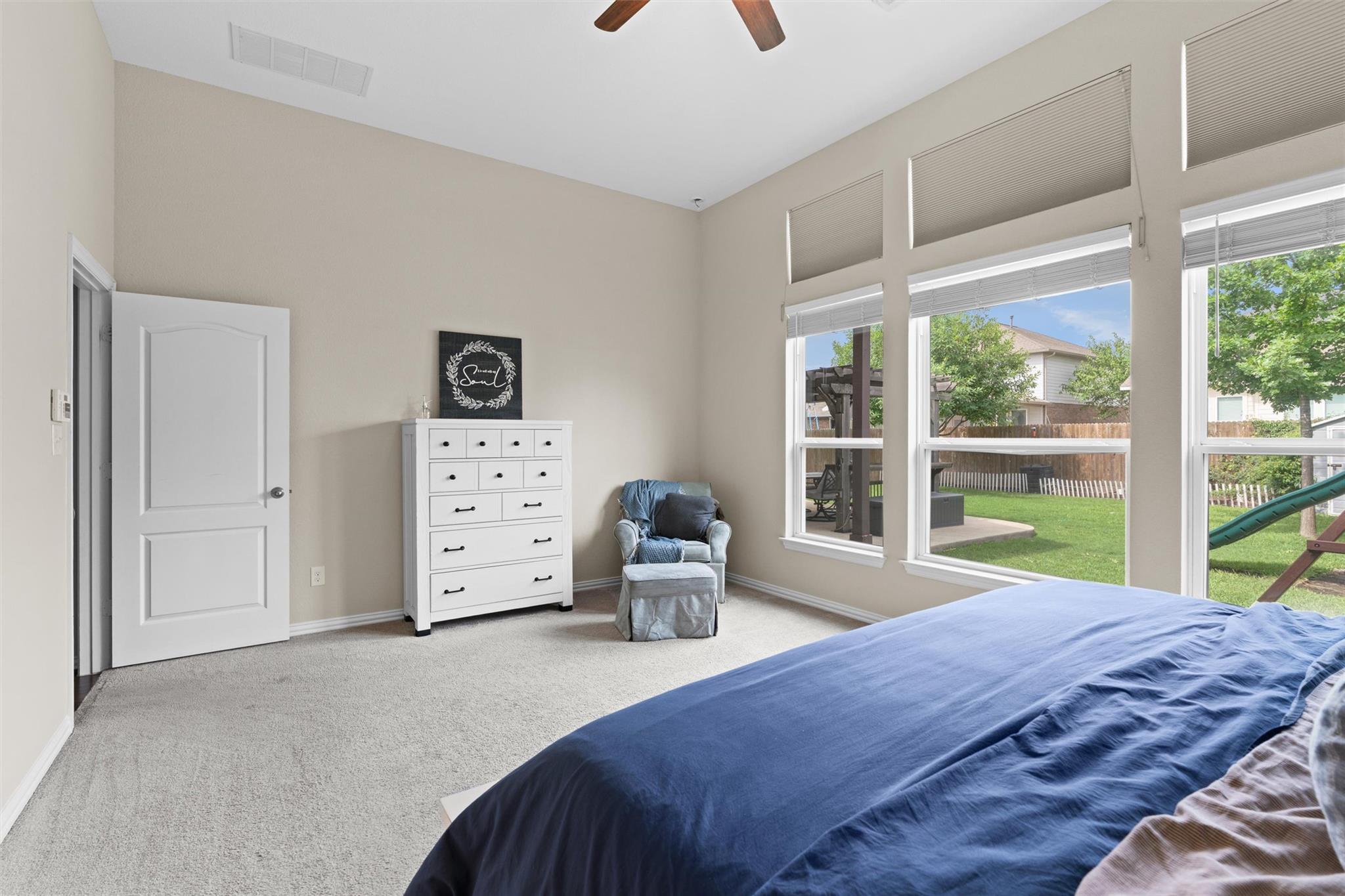 8058 Arezzo Dr Property Photo 14