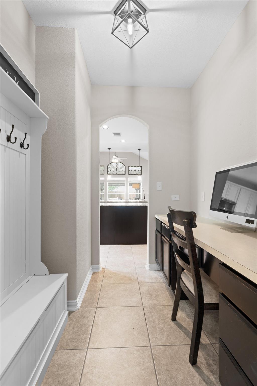 8058 Arezzo Dr Property Photo 18