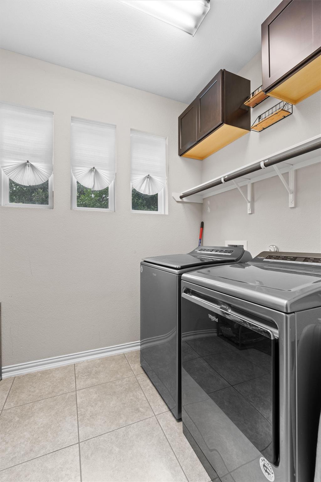 8058 Arezzo Dr Property Photo 20