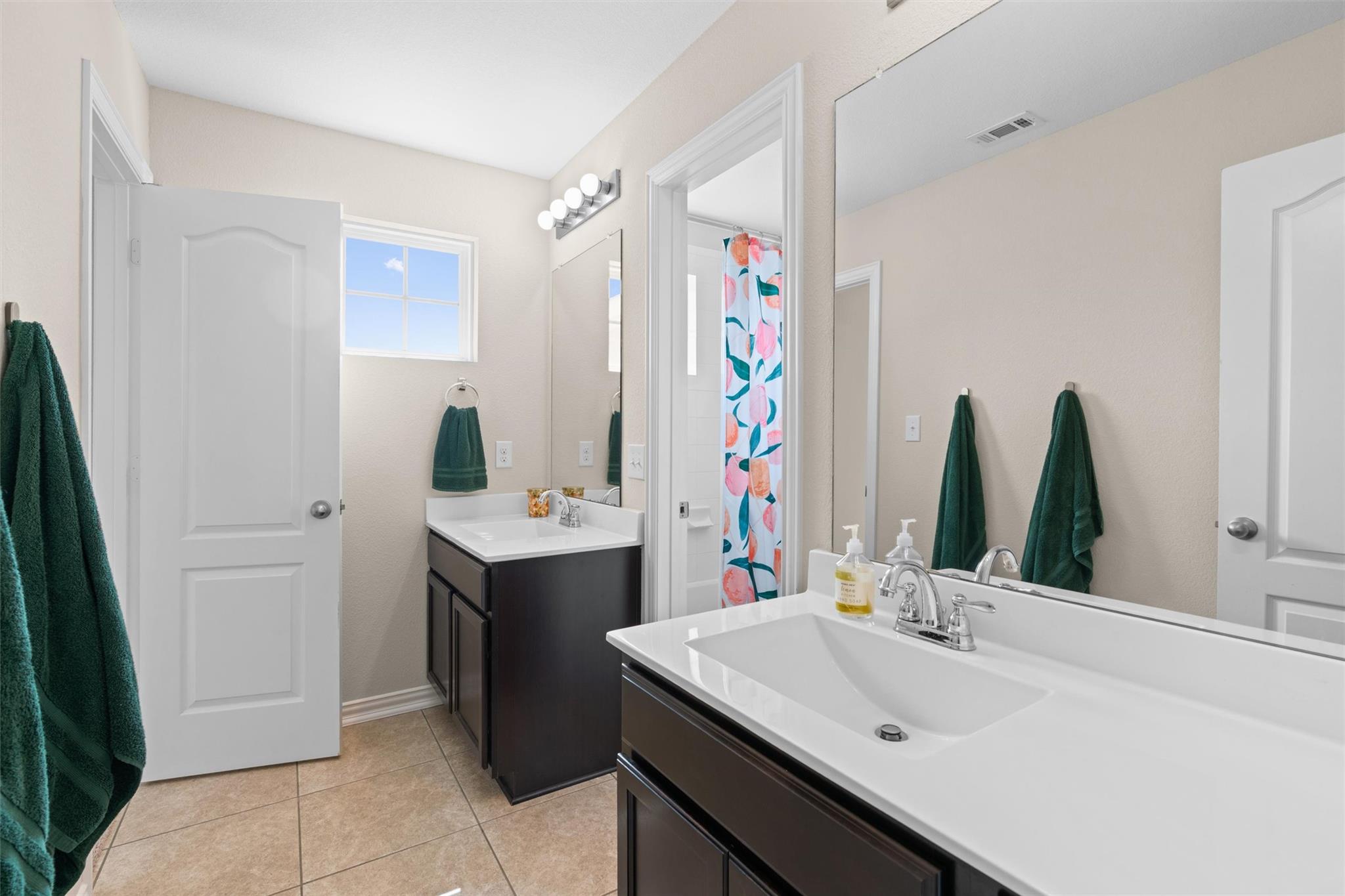 8058 Arezzo Dr Property Photo 25