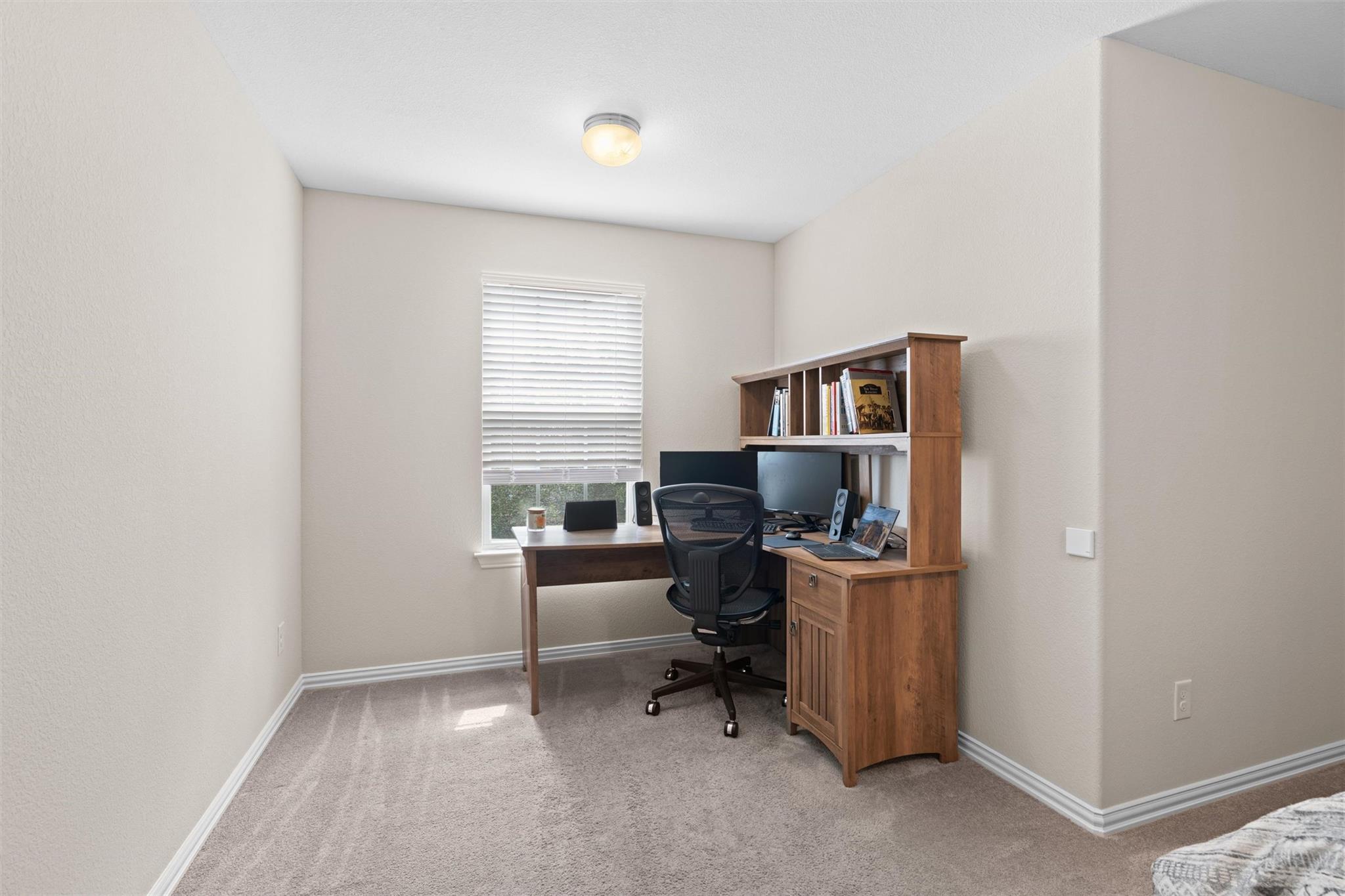 8058 Arezzo Dr Property Photo 29