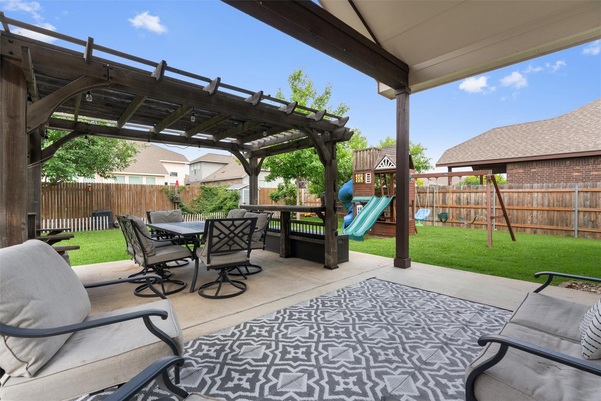 8058 Arezzo Dr Property Photo 33