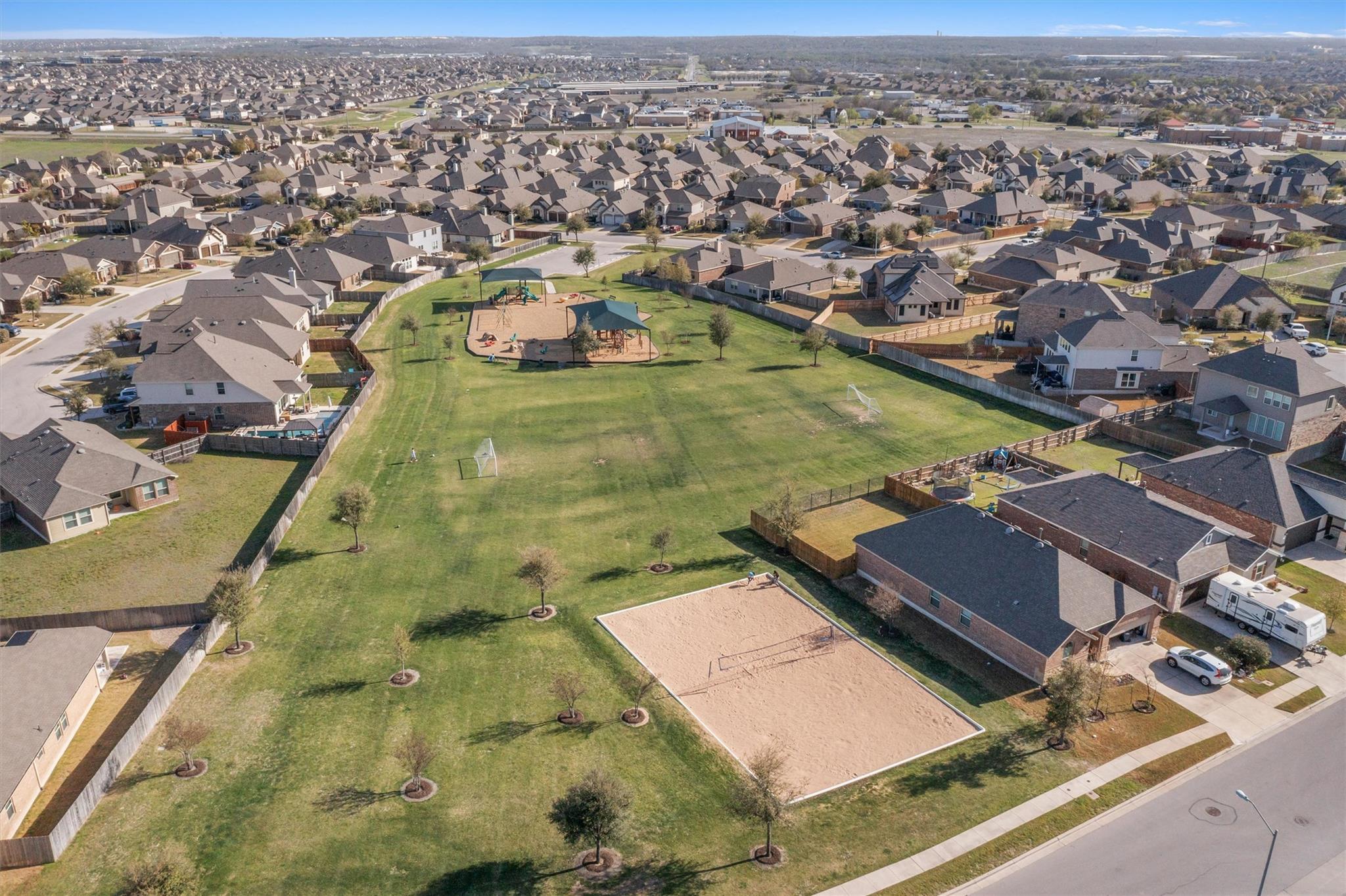 8058 Arezzo Dr Property Photo 38
