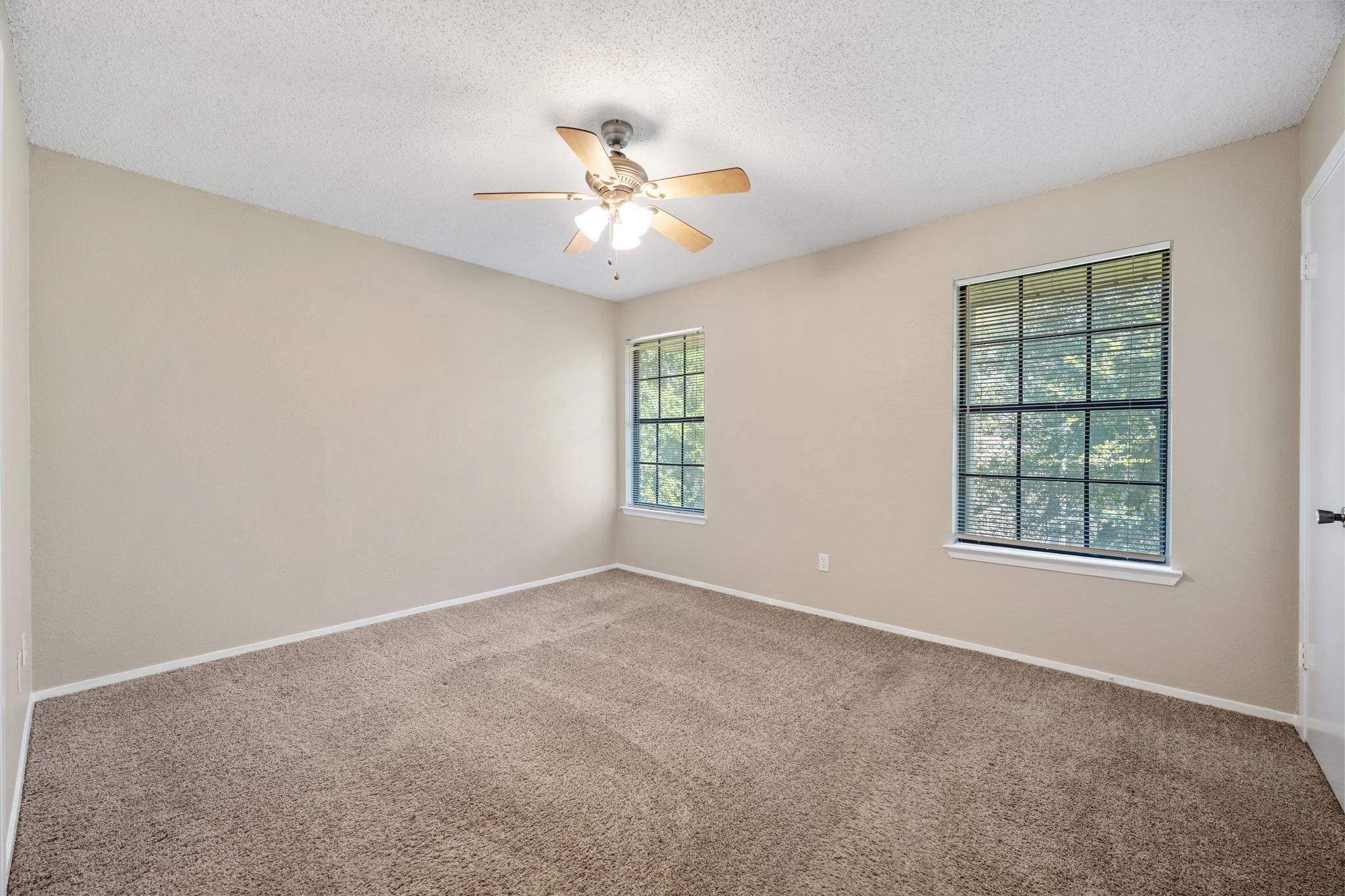 8400 Jamestown Dr #426 Property Photo 11