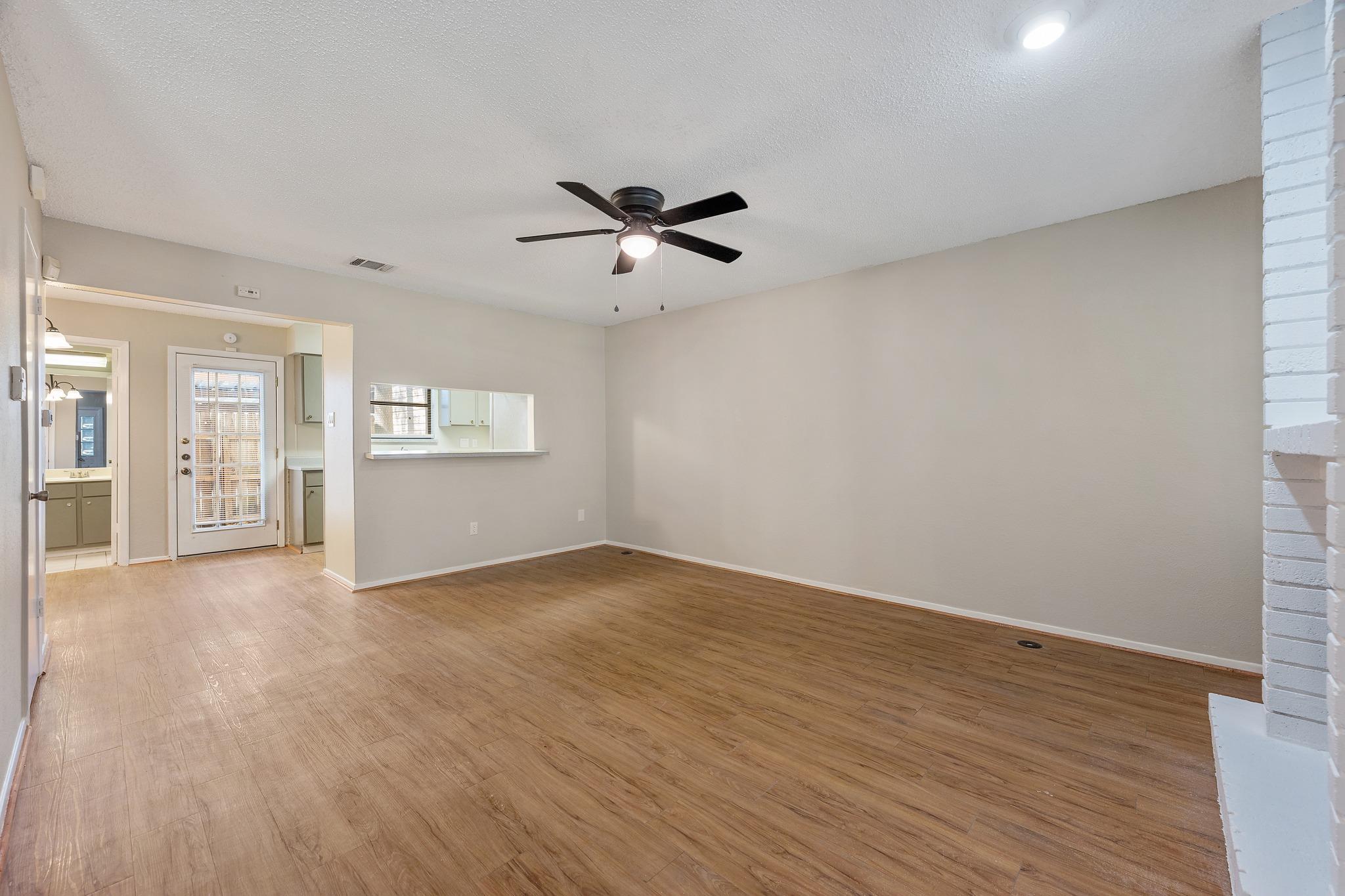 8400 Jamestown Dr #426 Property Photo 14