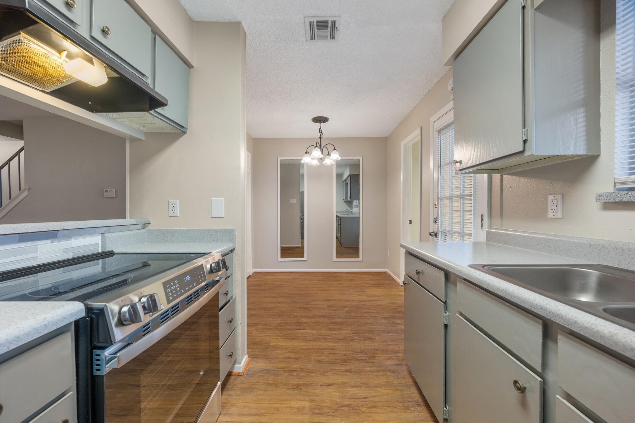 8400 Jamestown Dr #426 Property Photo 20