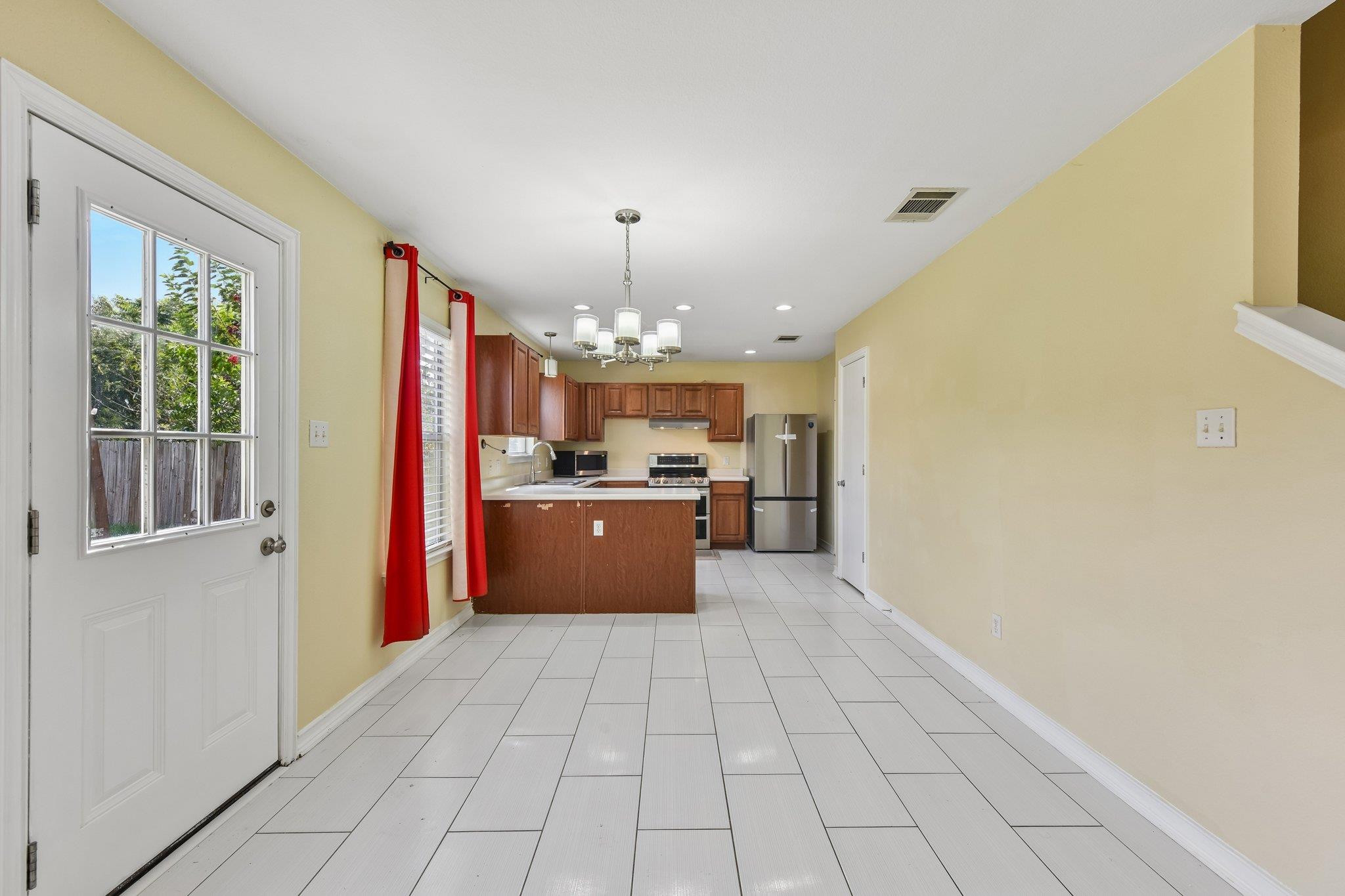 12712 Ring Dr Property Photo 11